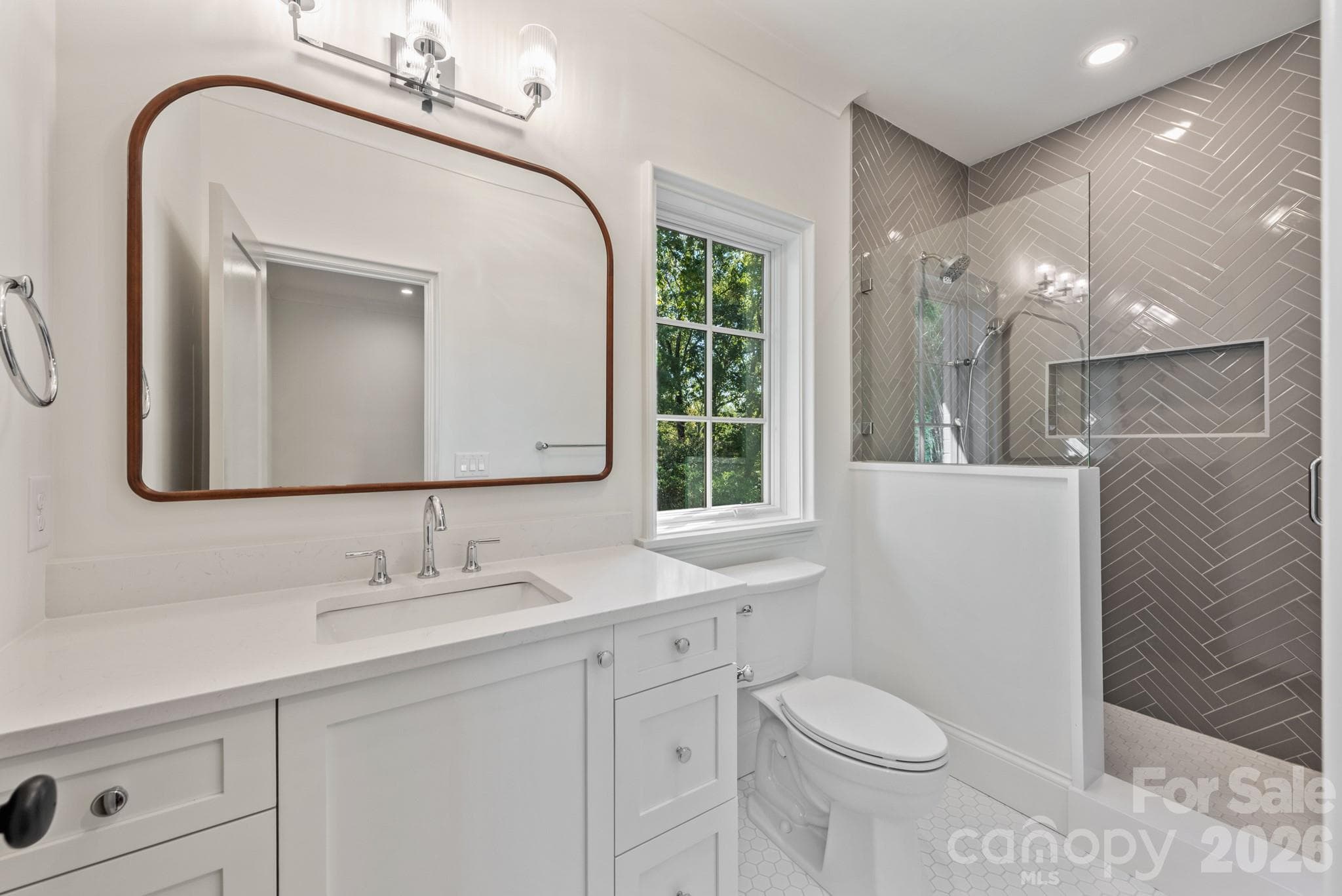 Single Family Residence at 133 Wonderwood Drive, Charlotte, photo 29 of 48