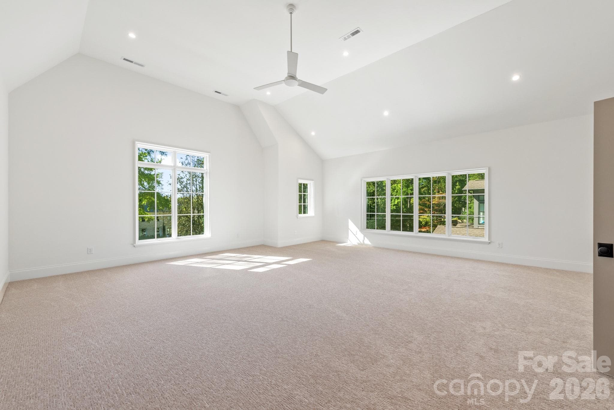 Single Family Residence at 133 Wonderwood Drive, Charlotte, photo 33 of 48