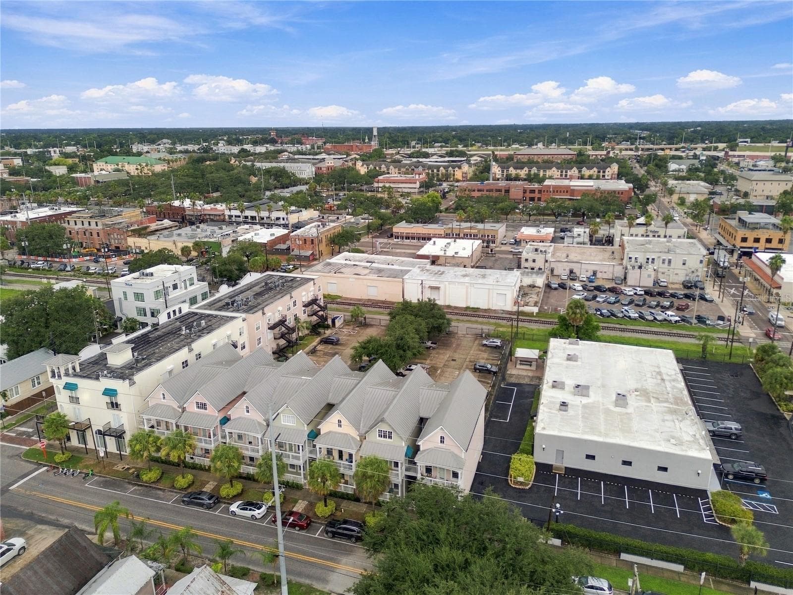 Condominium at 2002 E 5TH AVE #214, TAMPA, photo 24 of 86