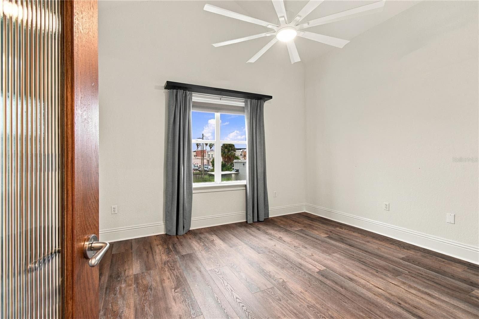 Condominium at 2002 E 5TH AVE #214, TAMPA, photo 55 of 86