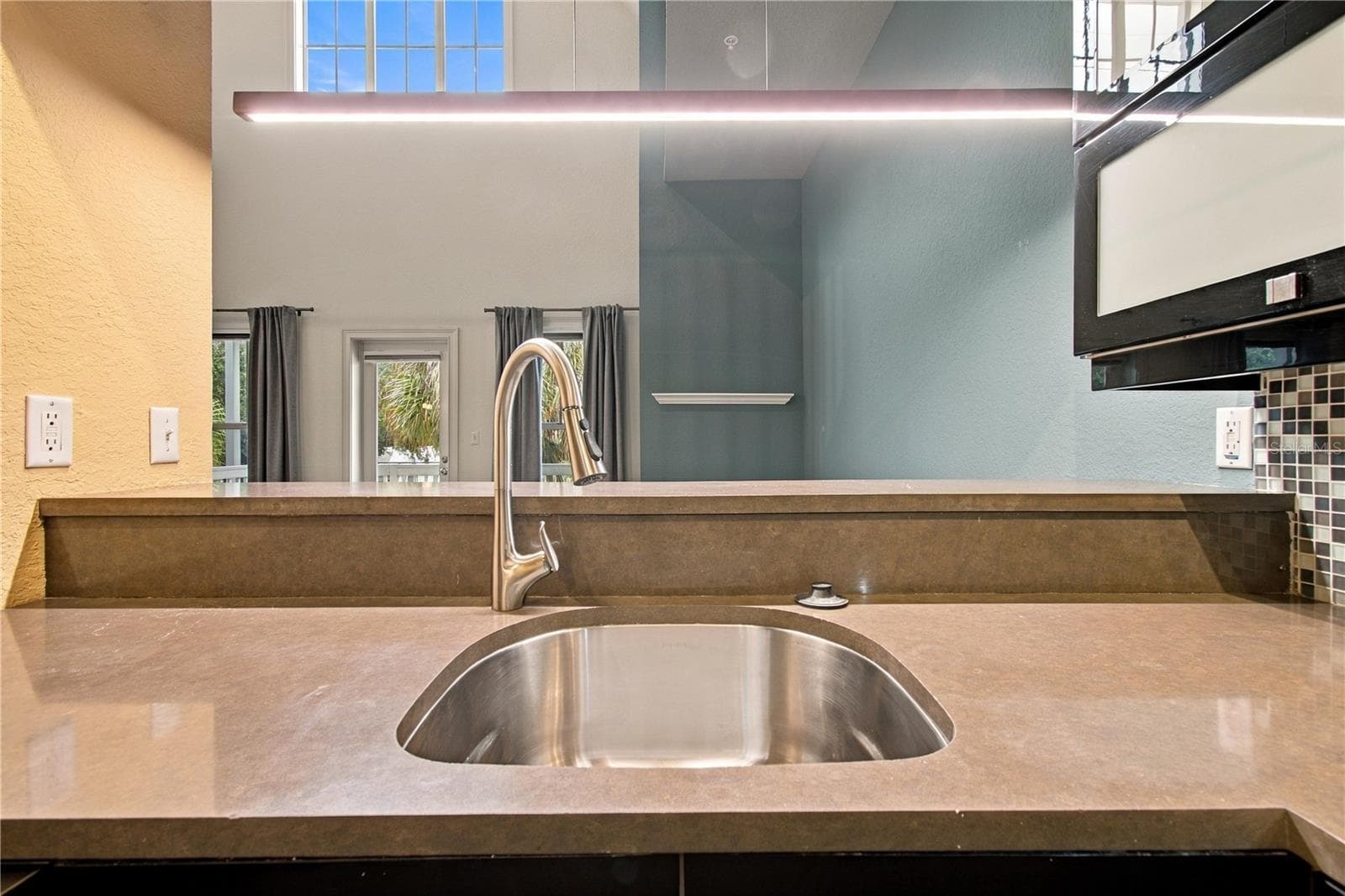 Condominium at 2002 E 5TH AVE #214, TAMPA, photo 69 of 86