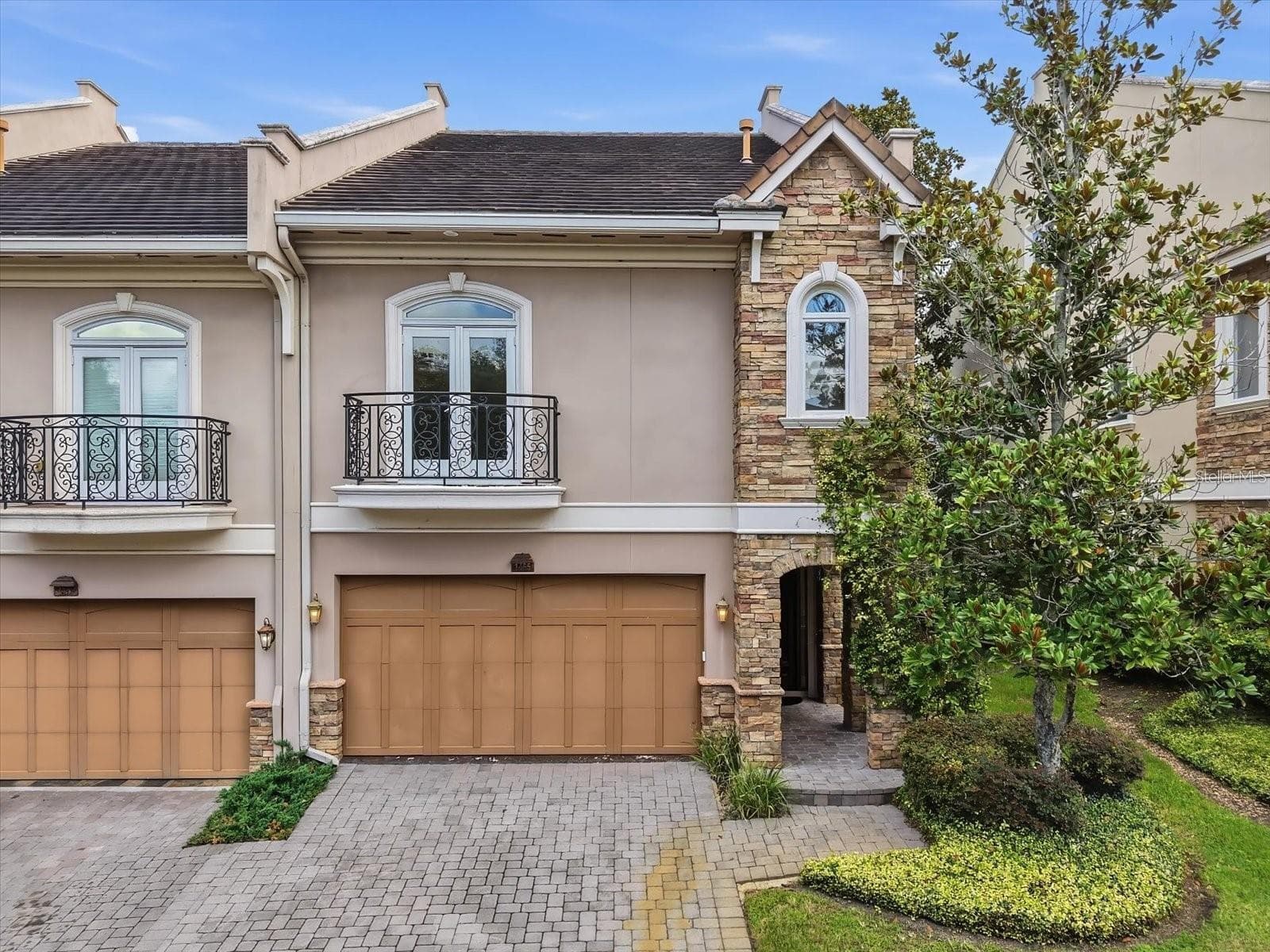 1465 HILLSIDE LANDING DR