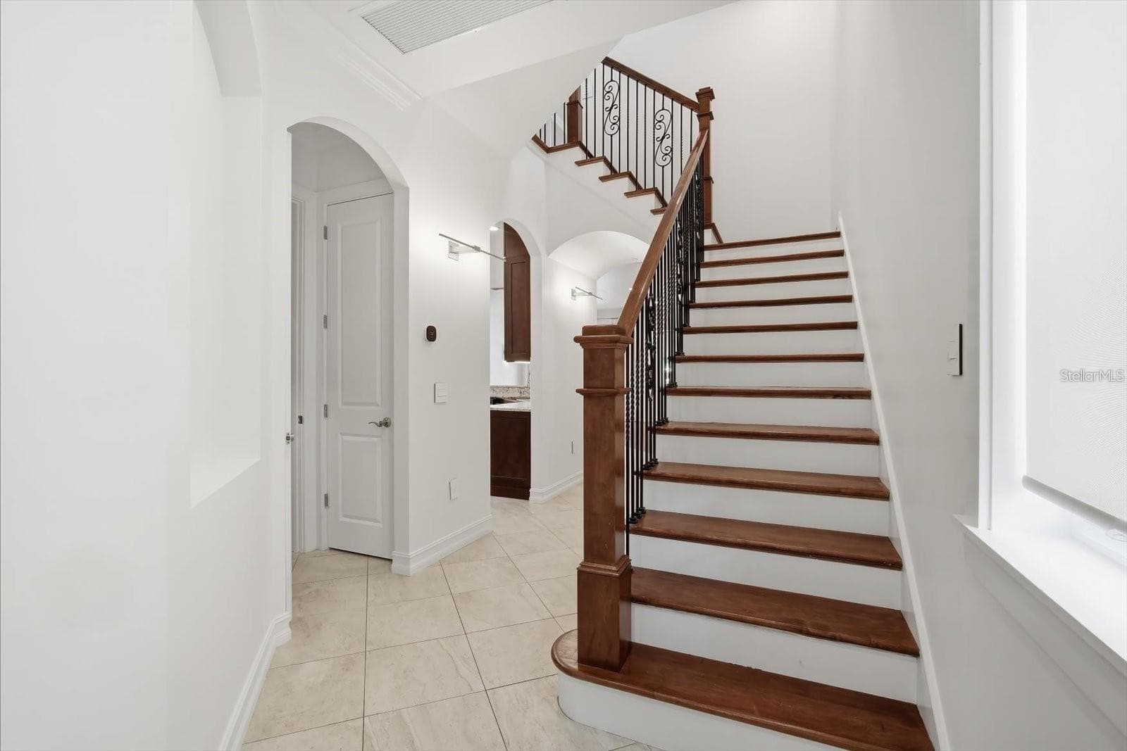 Townhouse at 1465 HILLSIDE LANDING DR, TARPON SPRINGS, photo 7 of 43