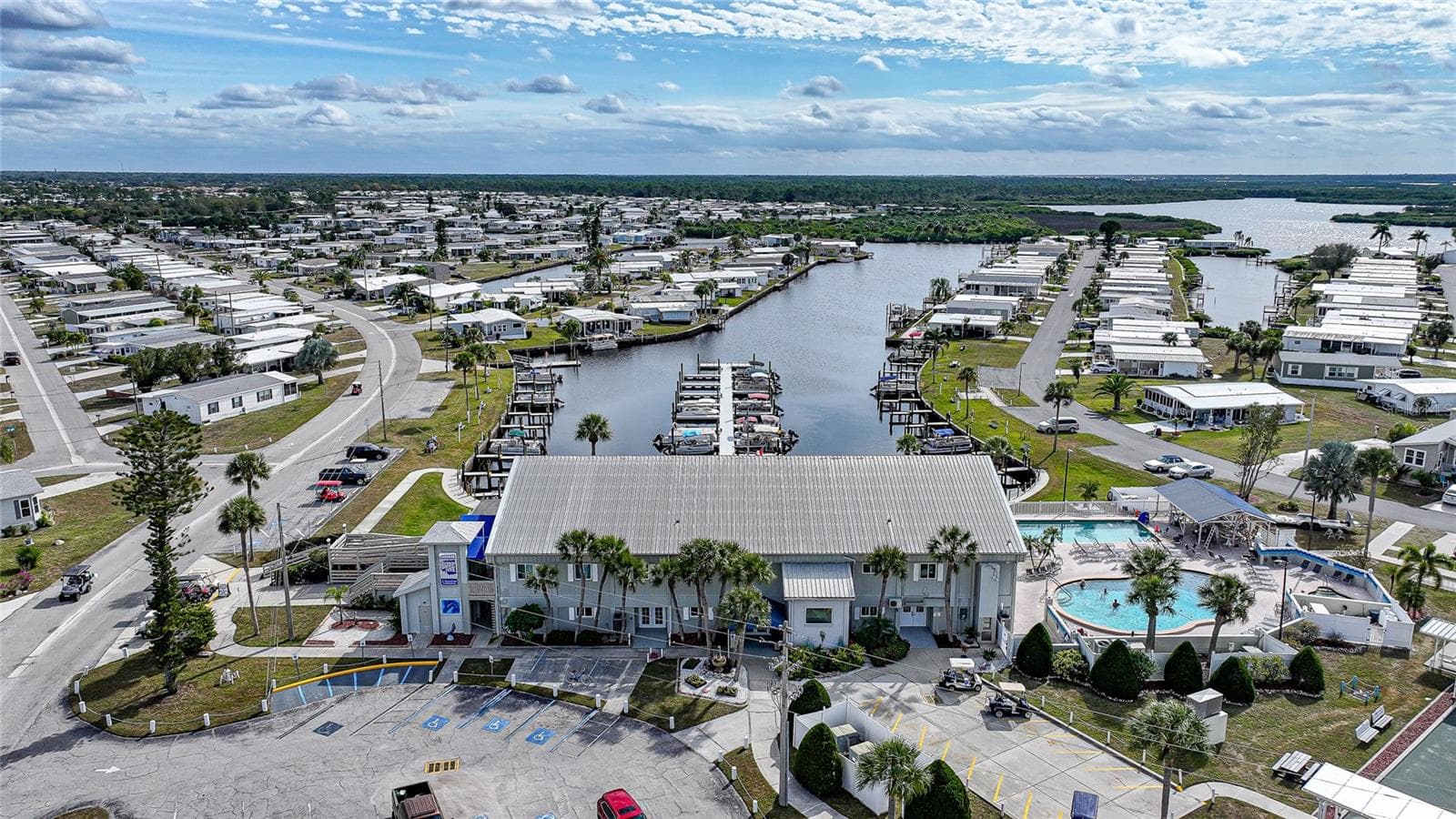 Harbor Cove Clubhouse - 734 BLACKBURN BLVD, NORTH PORT