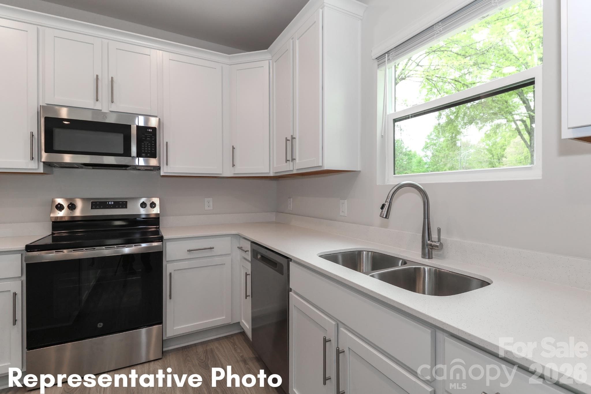 Single Family Residence at 227 Institute Street, Mooresville, photo 3 of 17