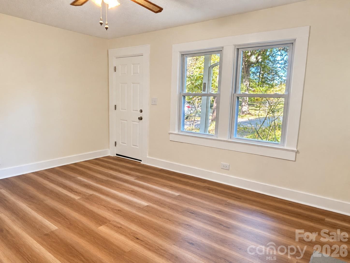 Single Family Residence at 45 Briggs Road, Asheville, photo 5 of 18