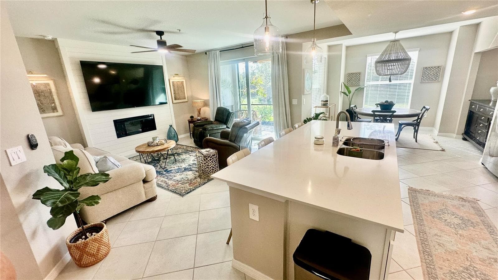 Condominium at 14221 HERITAGE LANDING #2013, PUNTA GORDA, photo 2 of 21