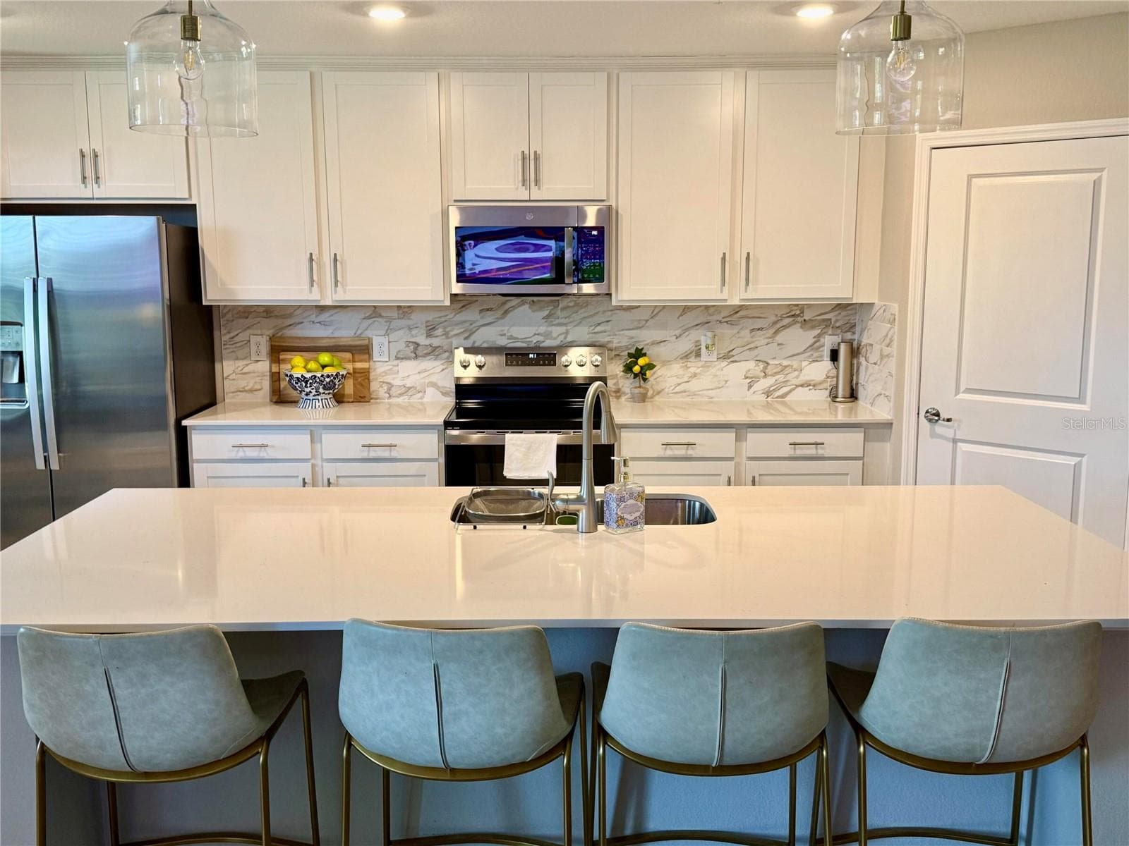 Condominium at 14221 HERITAGE LANDING #2013, PUNTA GORDA, photo 6 of 21