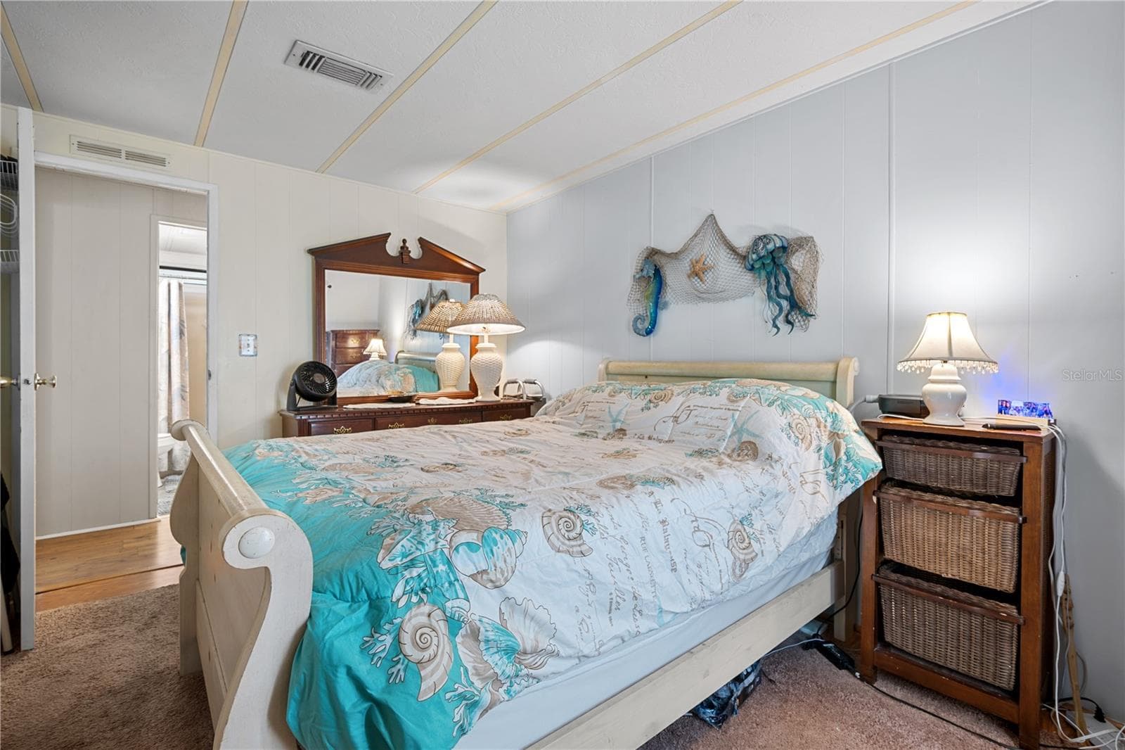 Manufactured Home at 3329 EILEEN DR, ELLENTON, photo 23 of 34