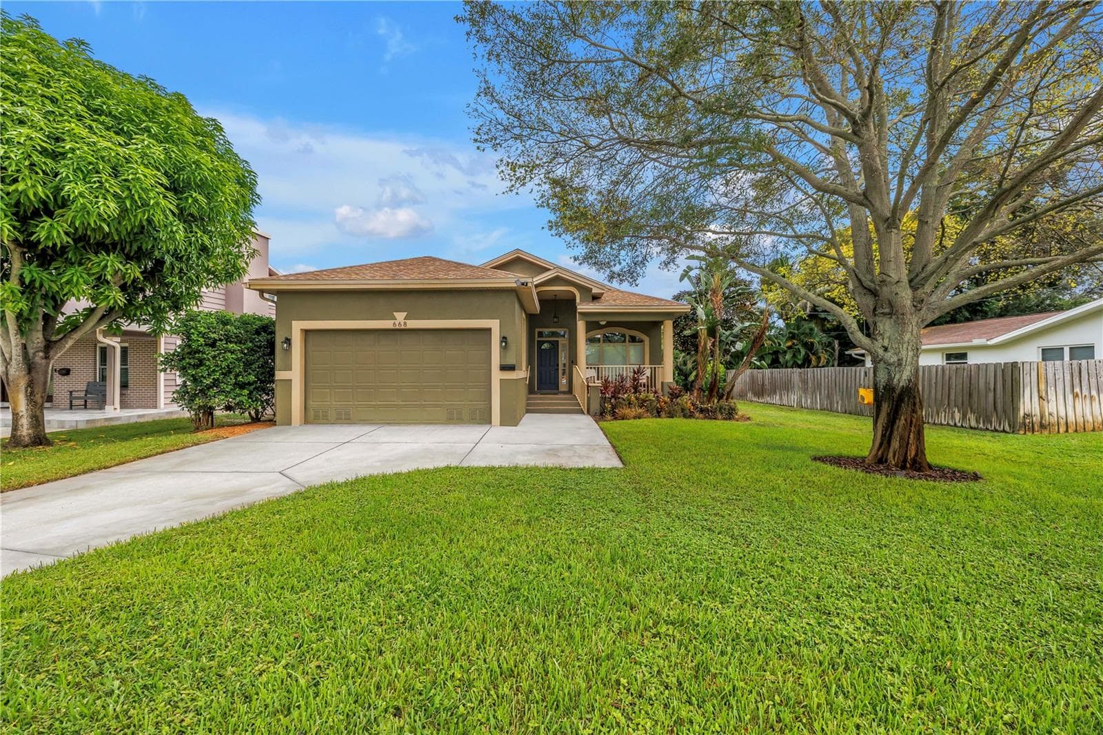 Single Family Residence at 668 ATWOOD AVE N, ST PETERSBURG, photo 2 of 44