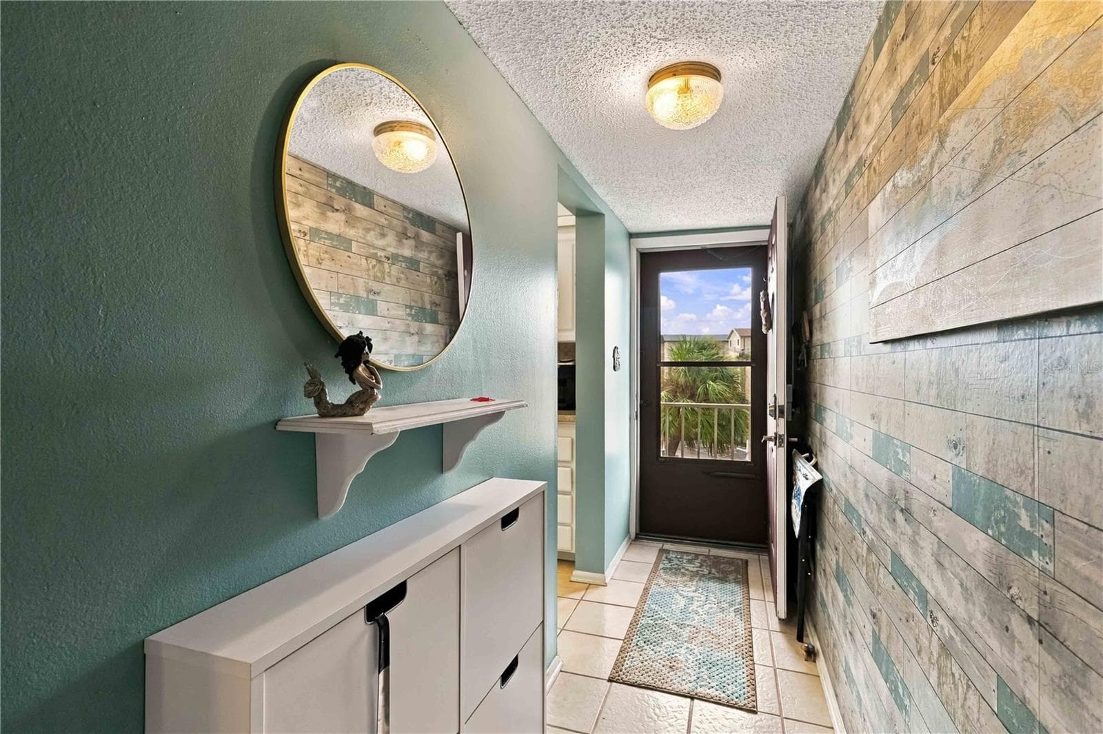 Condominium at 3617 LAKE BAYSHORE DR #401, BRADENTON, photo 2 of 43