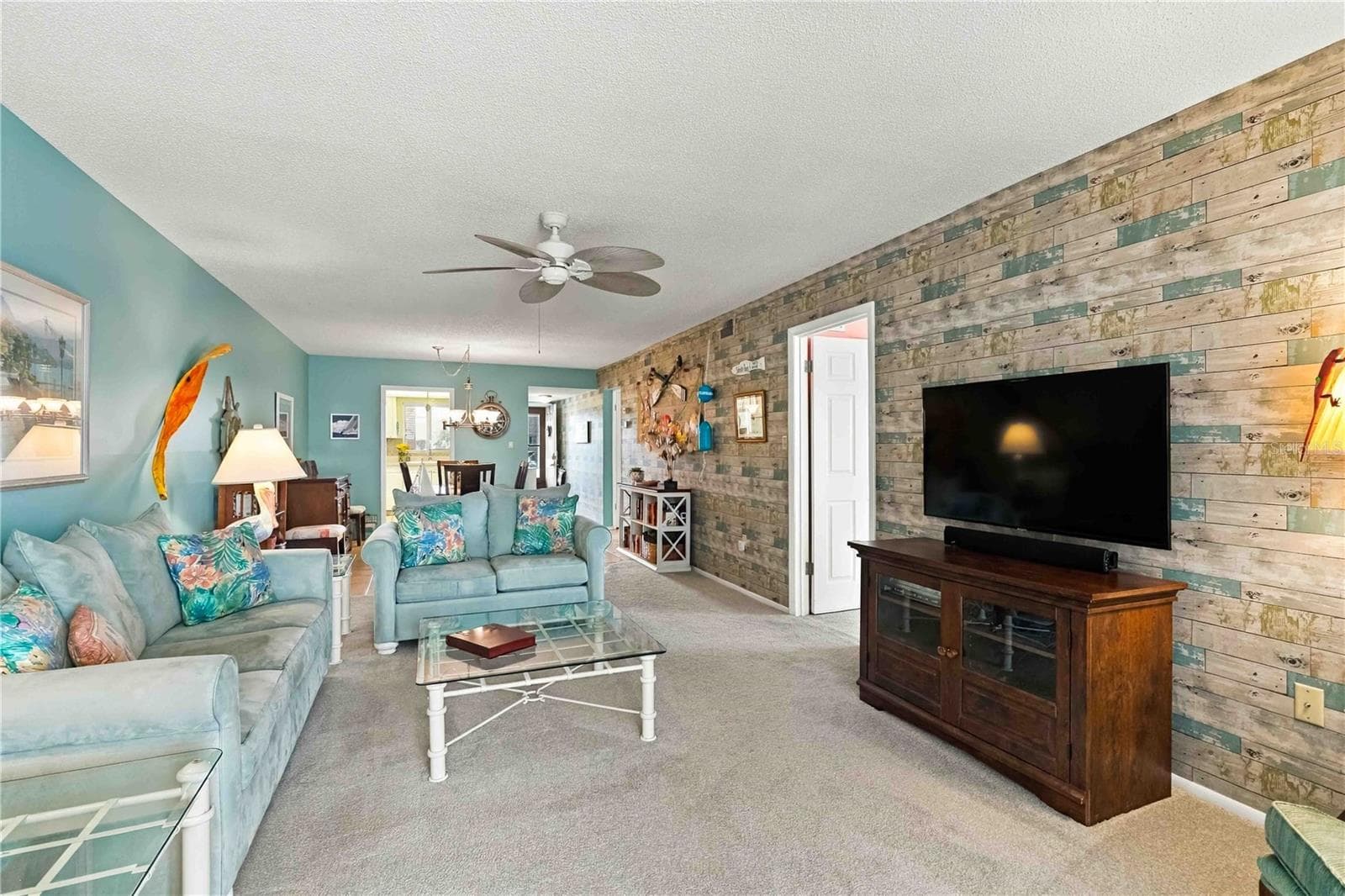 Condominium at 3617 LAKE BAYSHORE DR #401, BRADENTON, photo 10 of 43