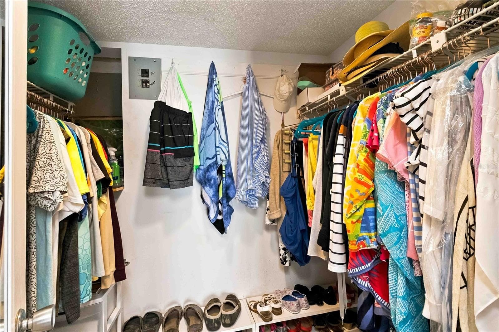 Condominium at 3617 LAKE BAYSHORE DR #401, BRADENTON, photo 19 of 43