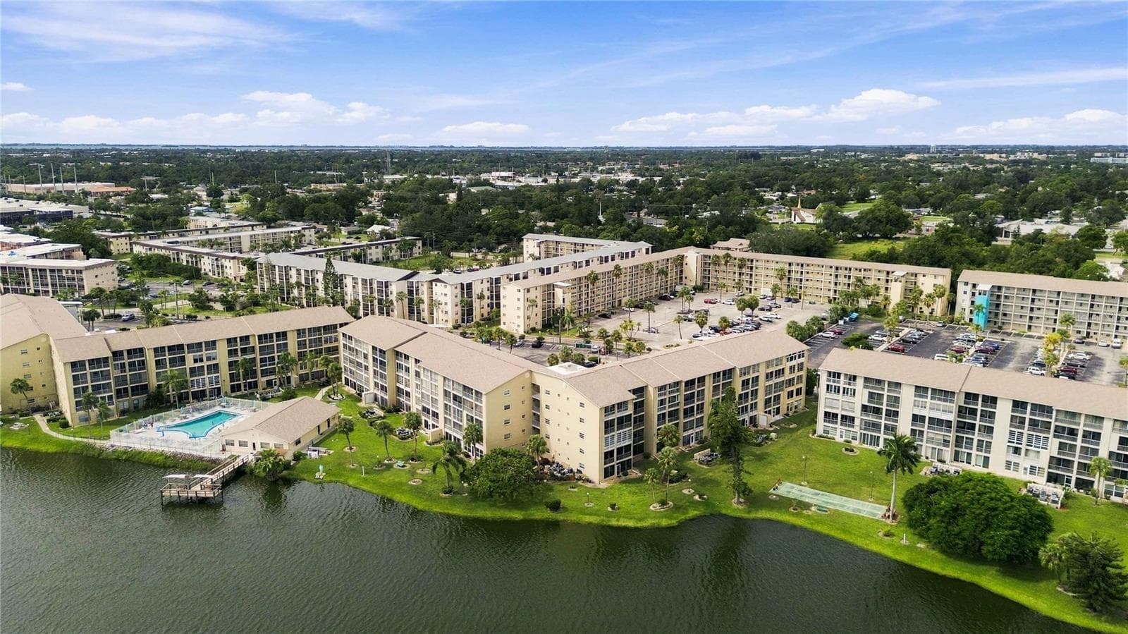 Condominium at 3617 LAKE BAYSHORE DR #401, BRADENTON, photo 32 of 43