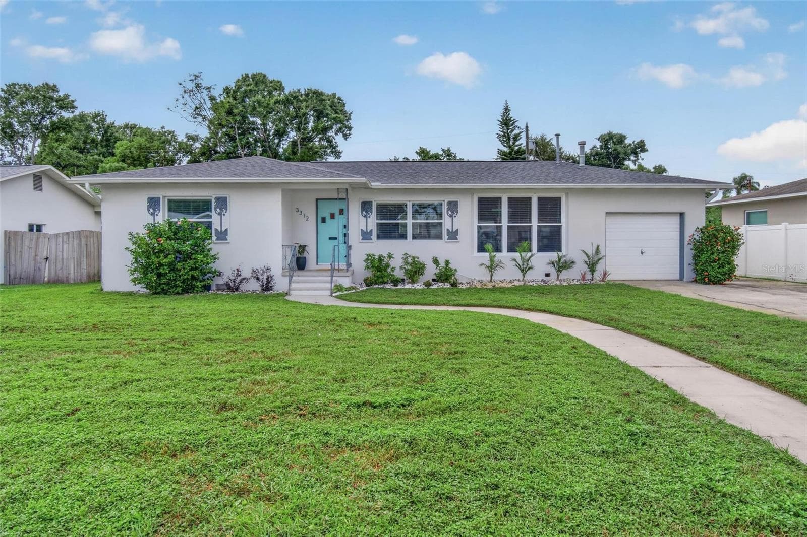 Solid Block construction in high elevation area - 3312 MELTON ST N, ST PETERSBURG