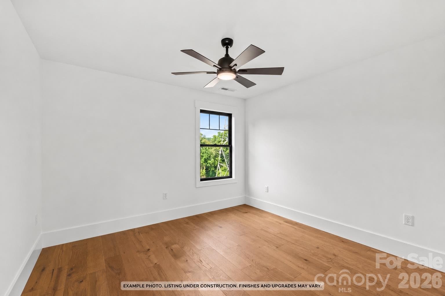 Single Family Residence at 34 Martha Kate Drive, Hendersonville, photo 16 of 33
