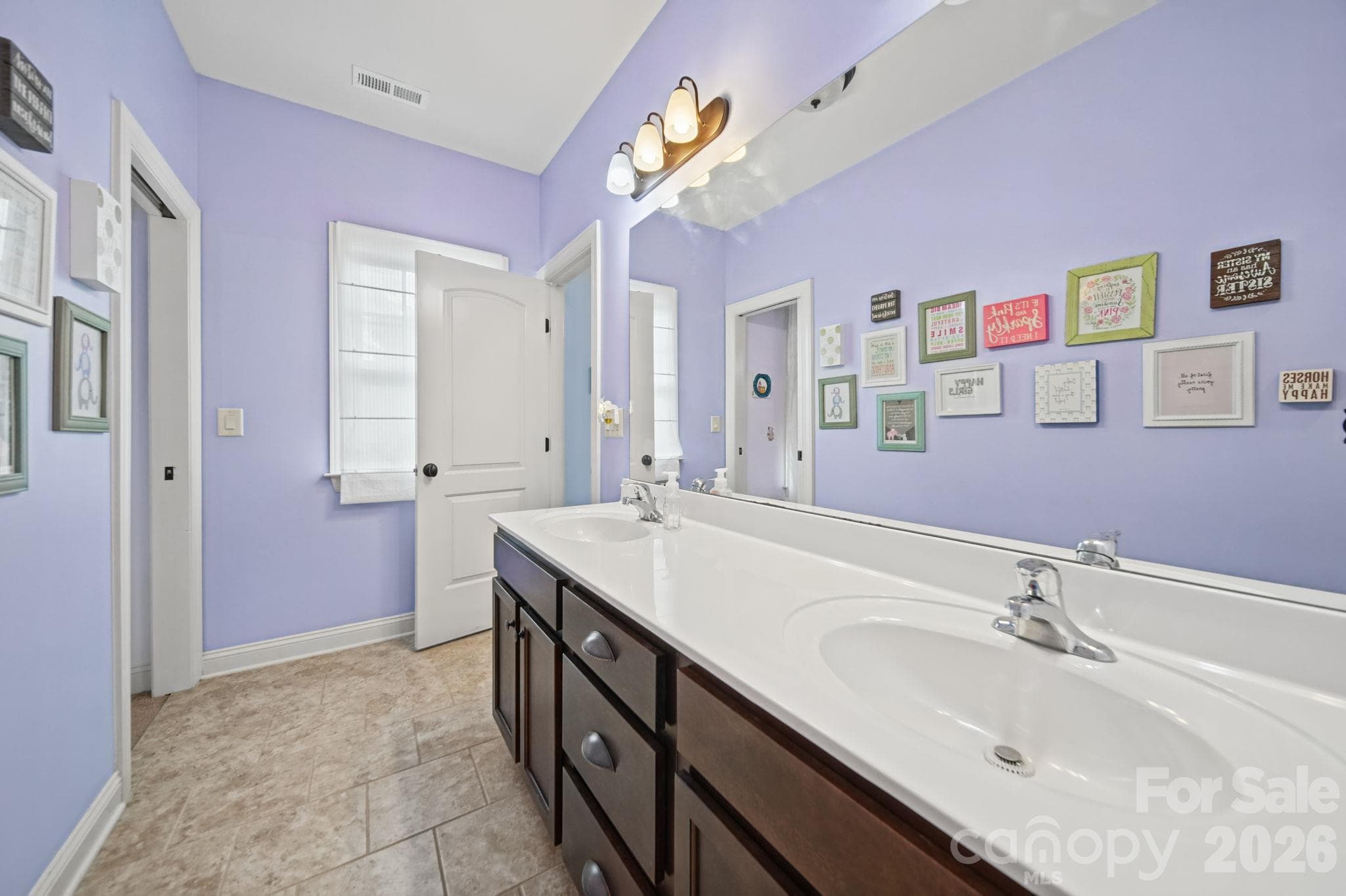 Single Family Residence at 2028 Donovan Drive, Matthews, photo 37 of 48