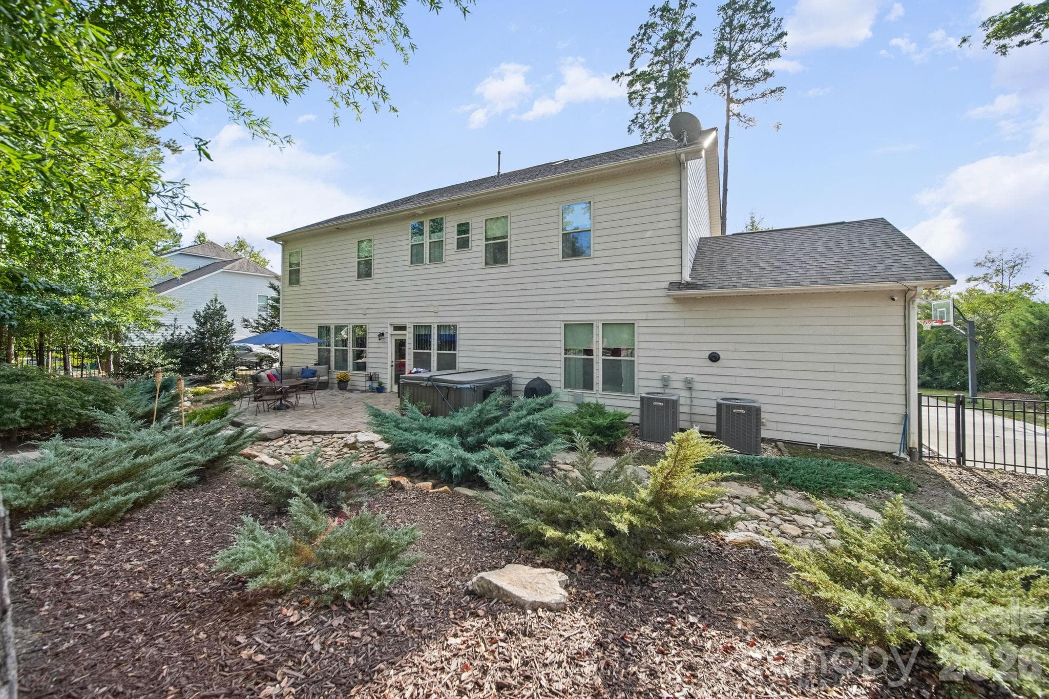 Single Family Residence at 2028 Donovan Drive, Matthews, photo 42 of 48
