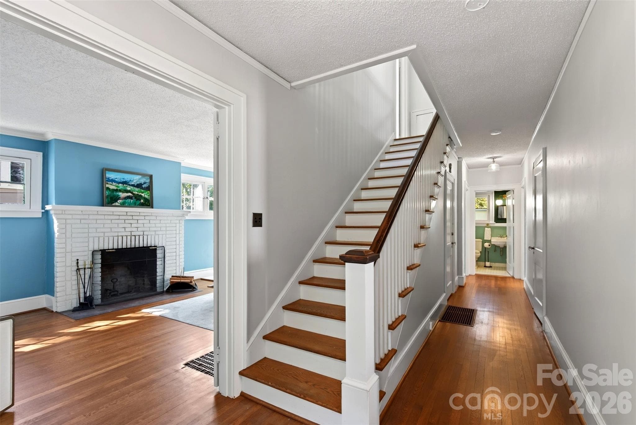 Single Family Residence at 17 Darcy Lane, Asheville, photo 5 of 45