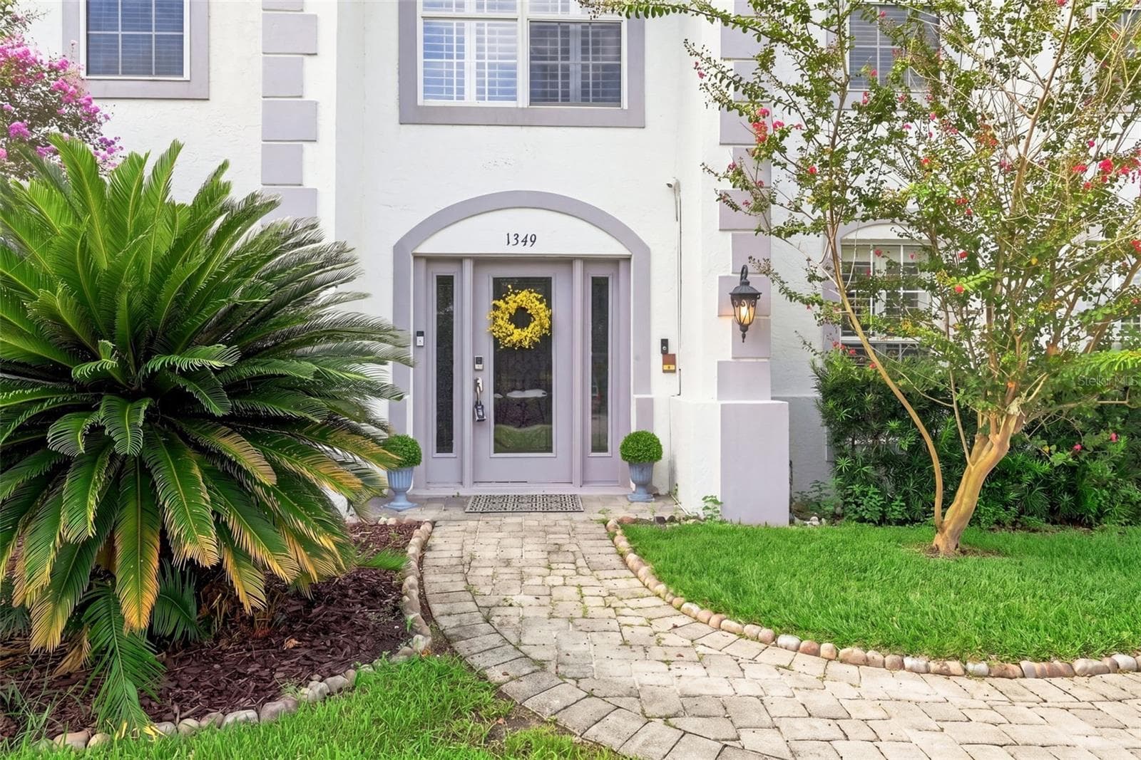 Paver Walkway Welcoming you home - 1349 VALLEY PINE CIR, APOPKA