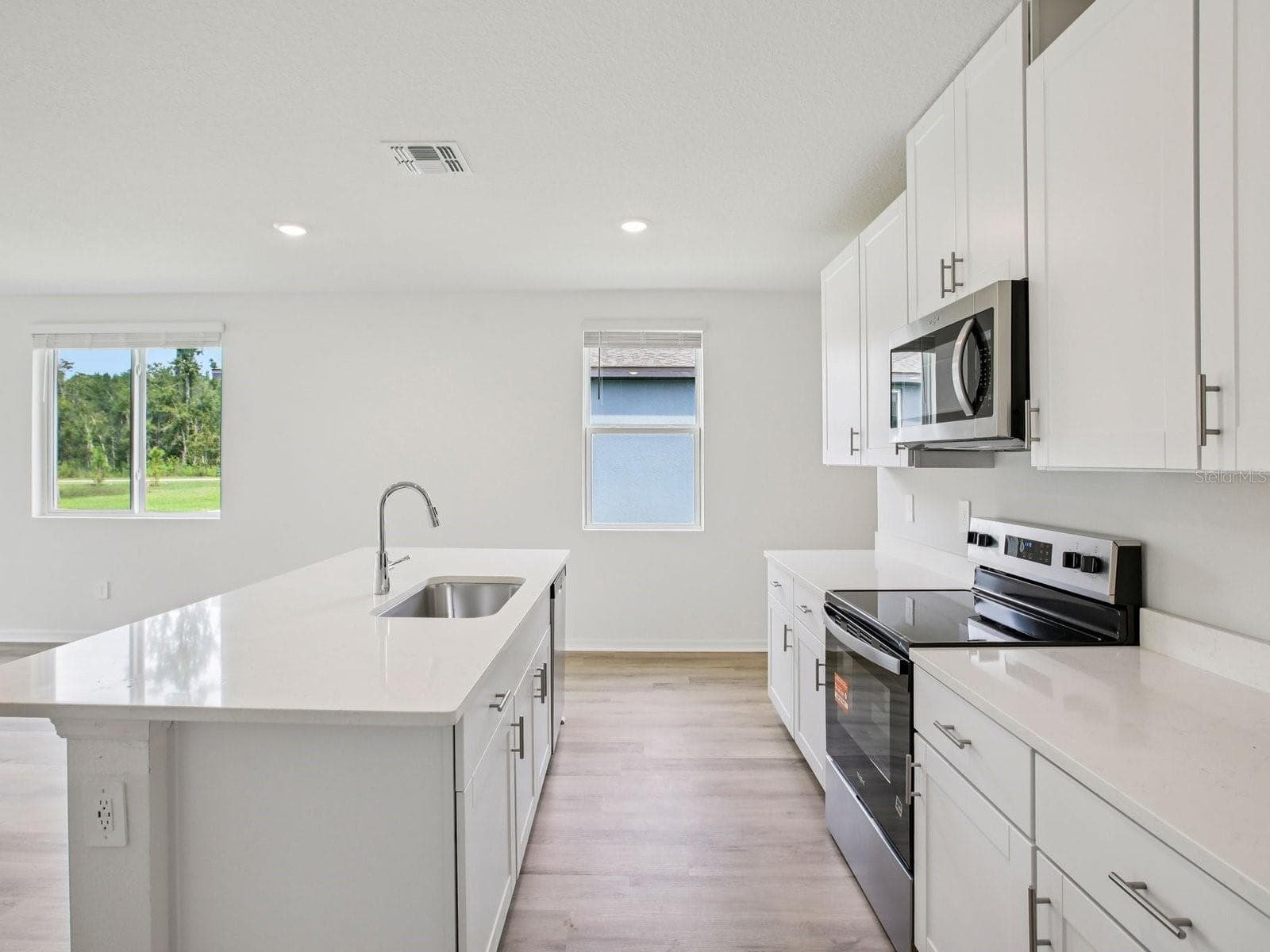 Photo is not of the actual home but of a builder home with same floorplan with similar interior finishes. - 3818 MOSCATO DR, BROOKSVILLE