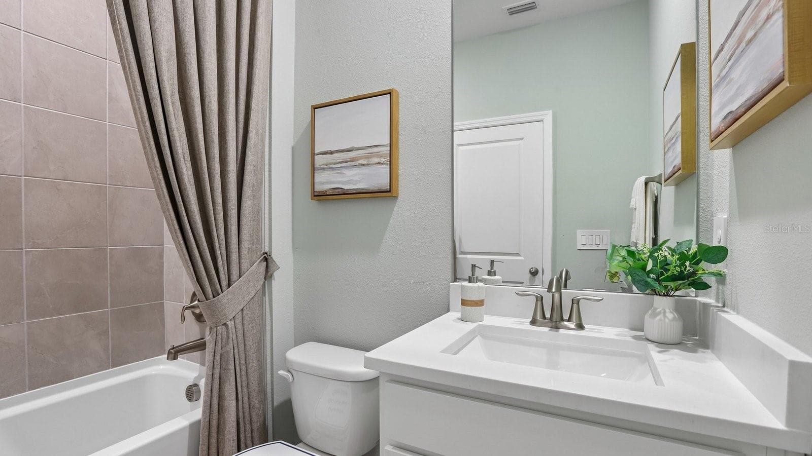 Single Family Residence at 13219 BALSAM CONE DR, DADE CITY, photo 29 of 41