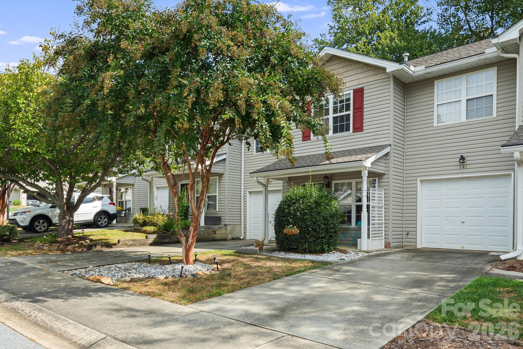 Condominium at 137 Wiltshire Circle, Fletcher, photo 2 of 29