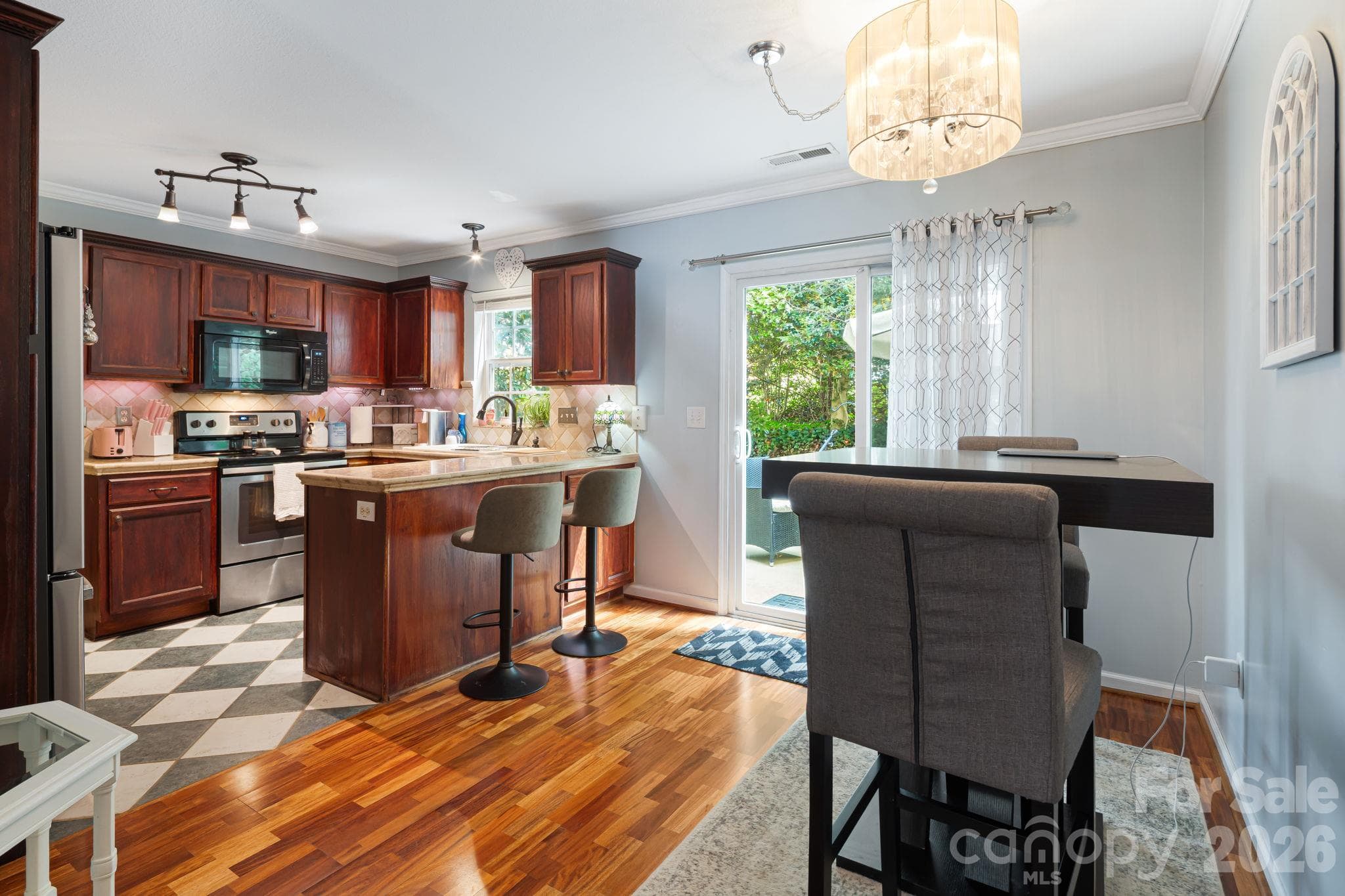 Condominium at 137 Wiltshire Circle, Fletcher, photo 8 of 29