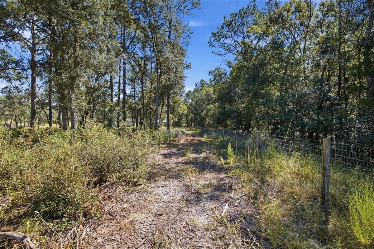 Single Family Residence at 10149 ROCKBAY RD, BROOKSVILLE, photo 20 of 52
