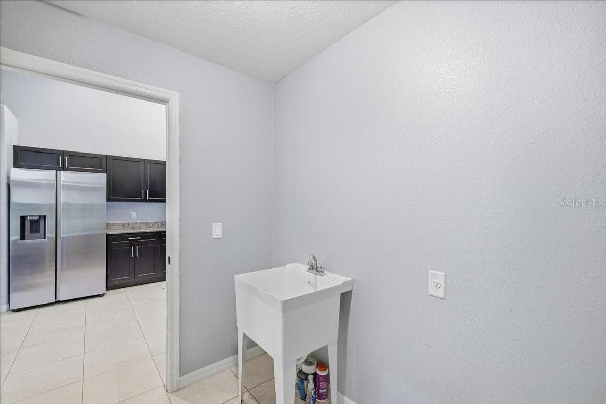Single Family Residence at 10149 ROCKBAY RD, BROOKSVILLE, photo 41 of 52