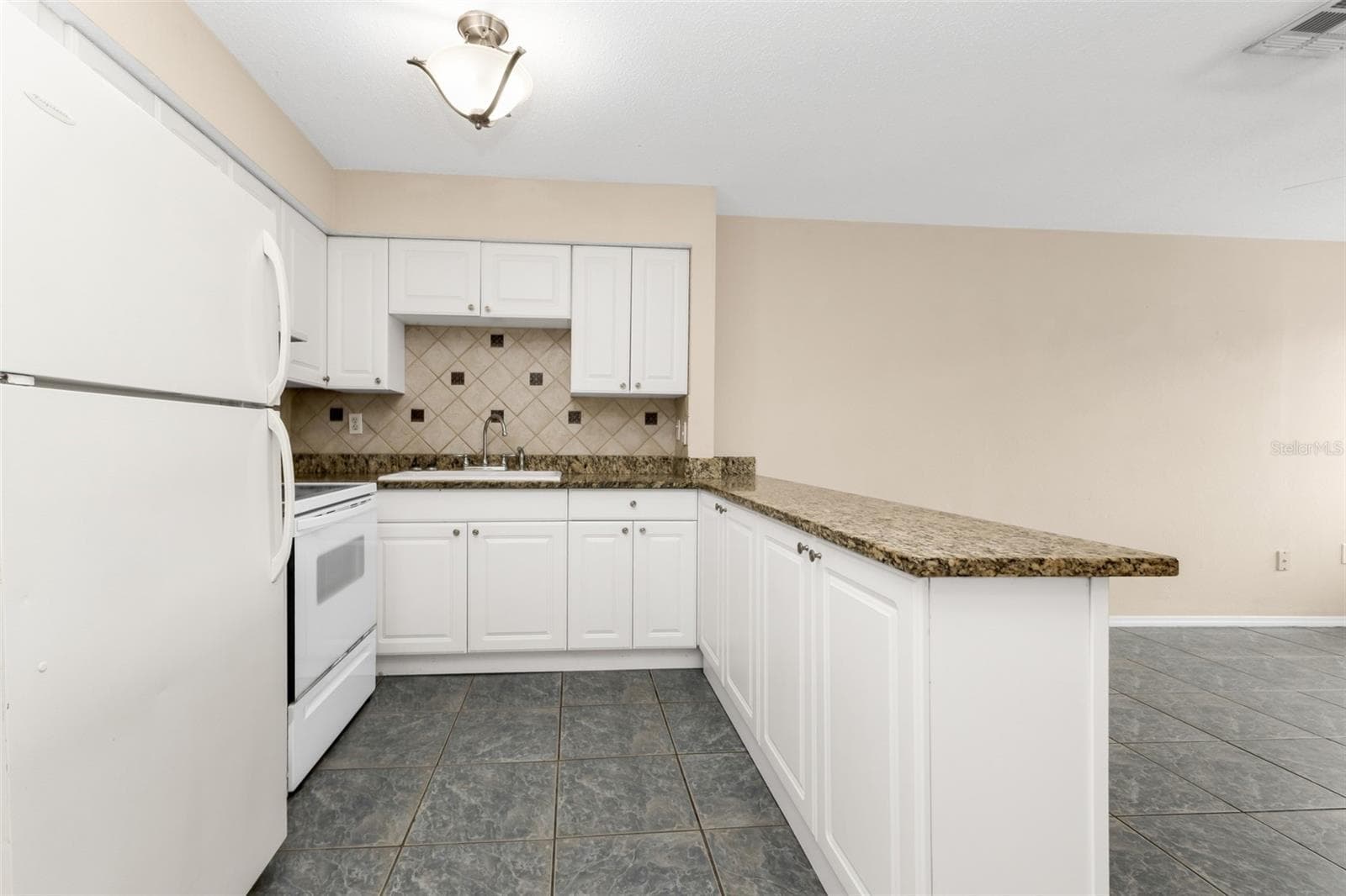 Villa at 21150 GERTRUDE AVE #F5, PORT CHARLOTTE, photo 7 of 15