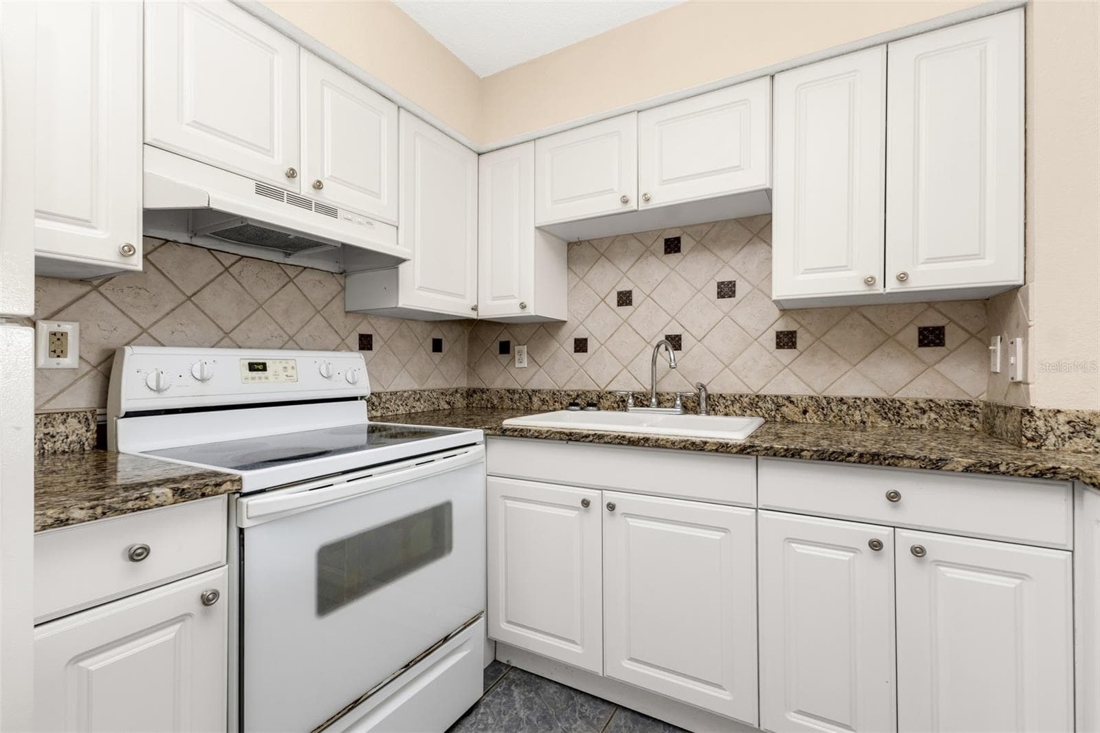 Villa at 21150 GERTRUDE AVE #F5, PORT CHARLOTTE, photo 8 of 15