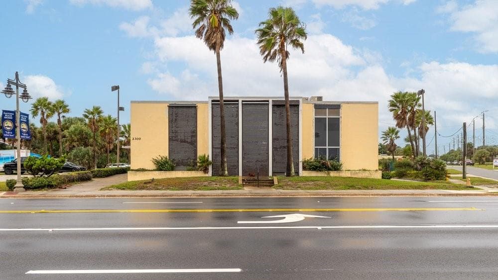 Office at 2300 S ATLANTIC AVE, DAYTONA BEACH SHORES, photo 3 of 10
