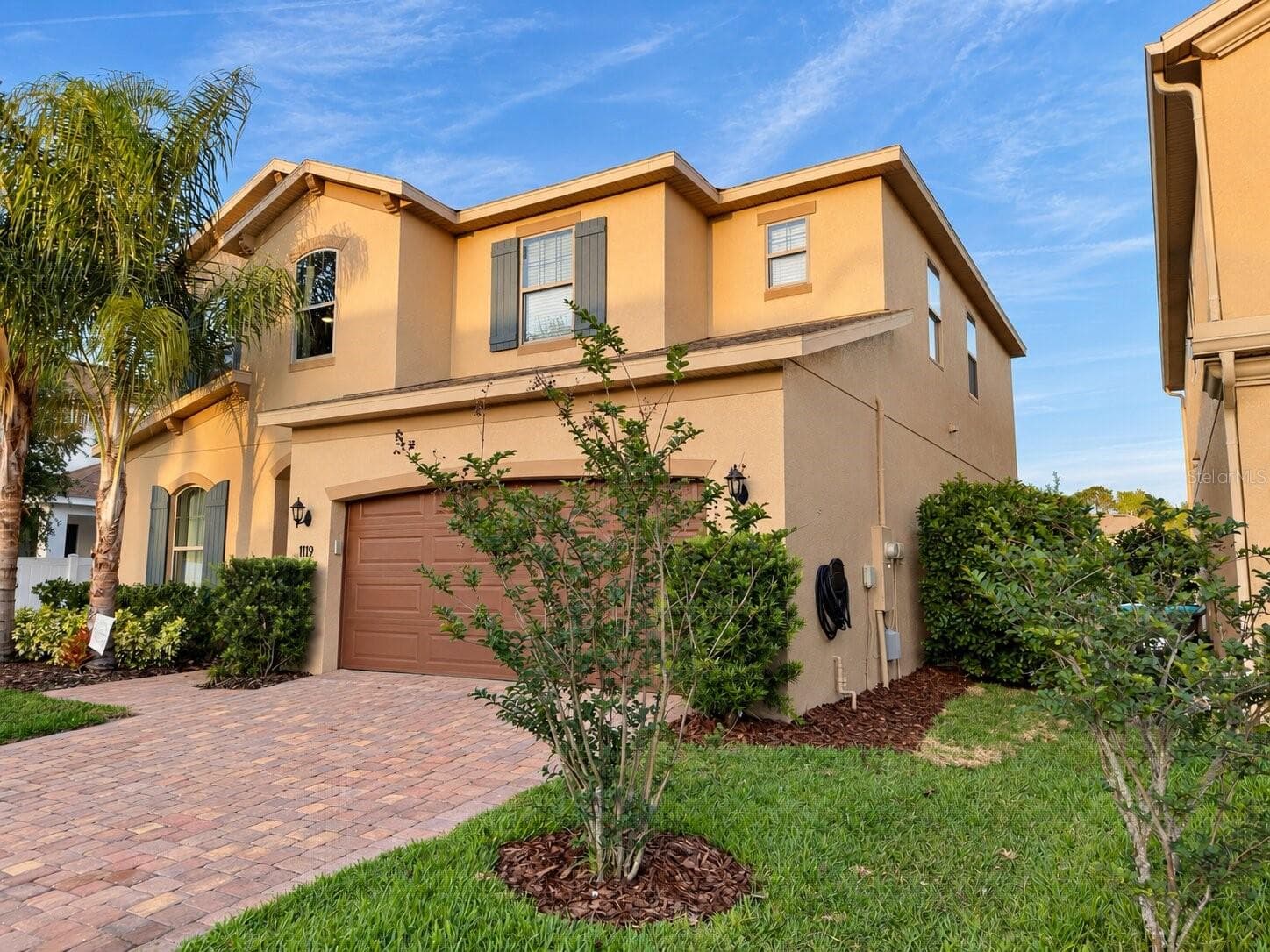 Single Family Residence at 1119 FOUNTAIN COIN LOOP, ORLANDO, photo 2 of 42