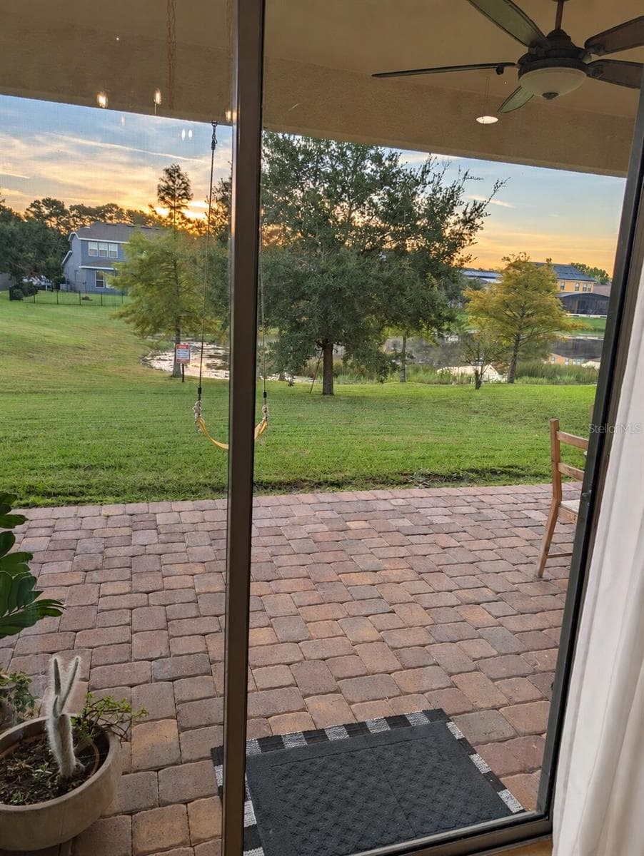 Single Family Residence at 1119 FOUNTAIN COIN LOOP, ORLANDO, photo 9 of 42