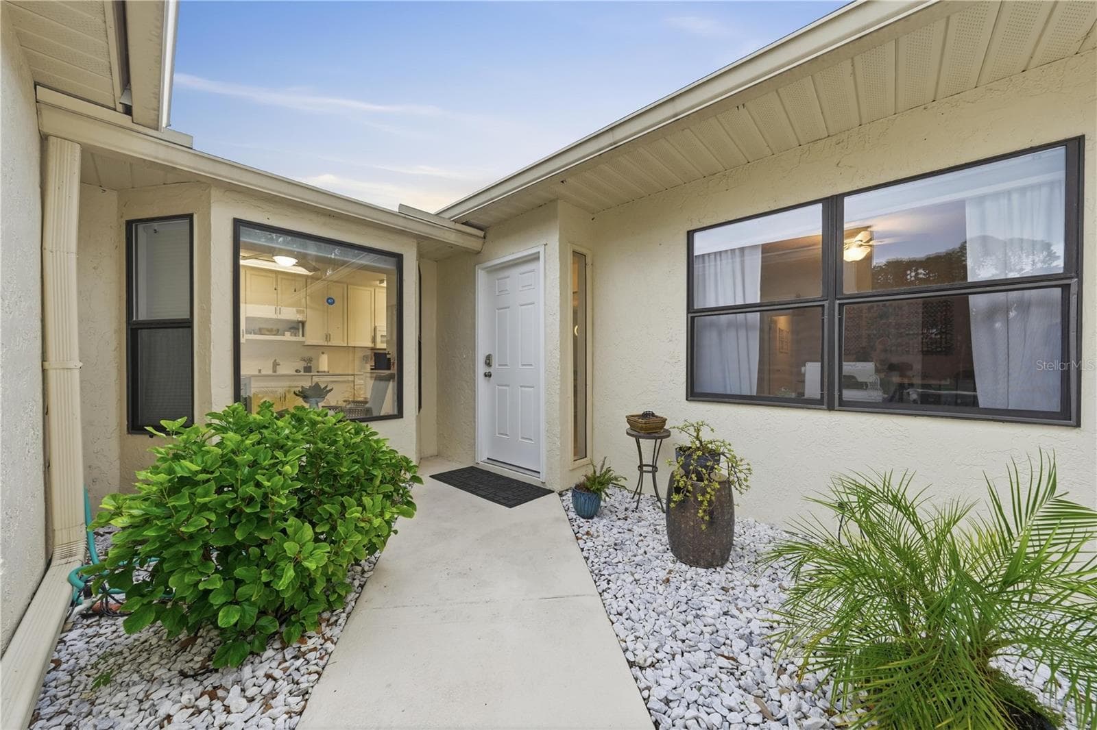 Condominium at 2226 CYPRESS COVE DR, TAVARES, photo 2 of 44