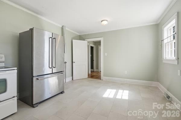 Single Family Residence at 1411 Reid Street, Statesville, photo 4 of 27
