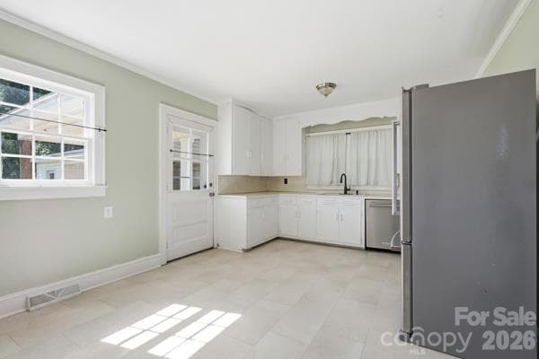 Single Family Residence at 1411 Reid Street, Statesville, photo 7 of 27