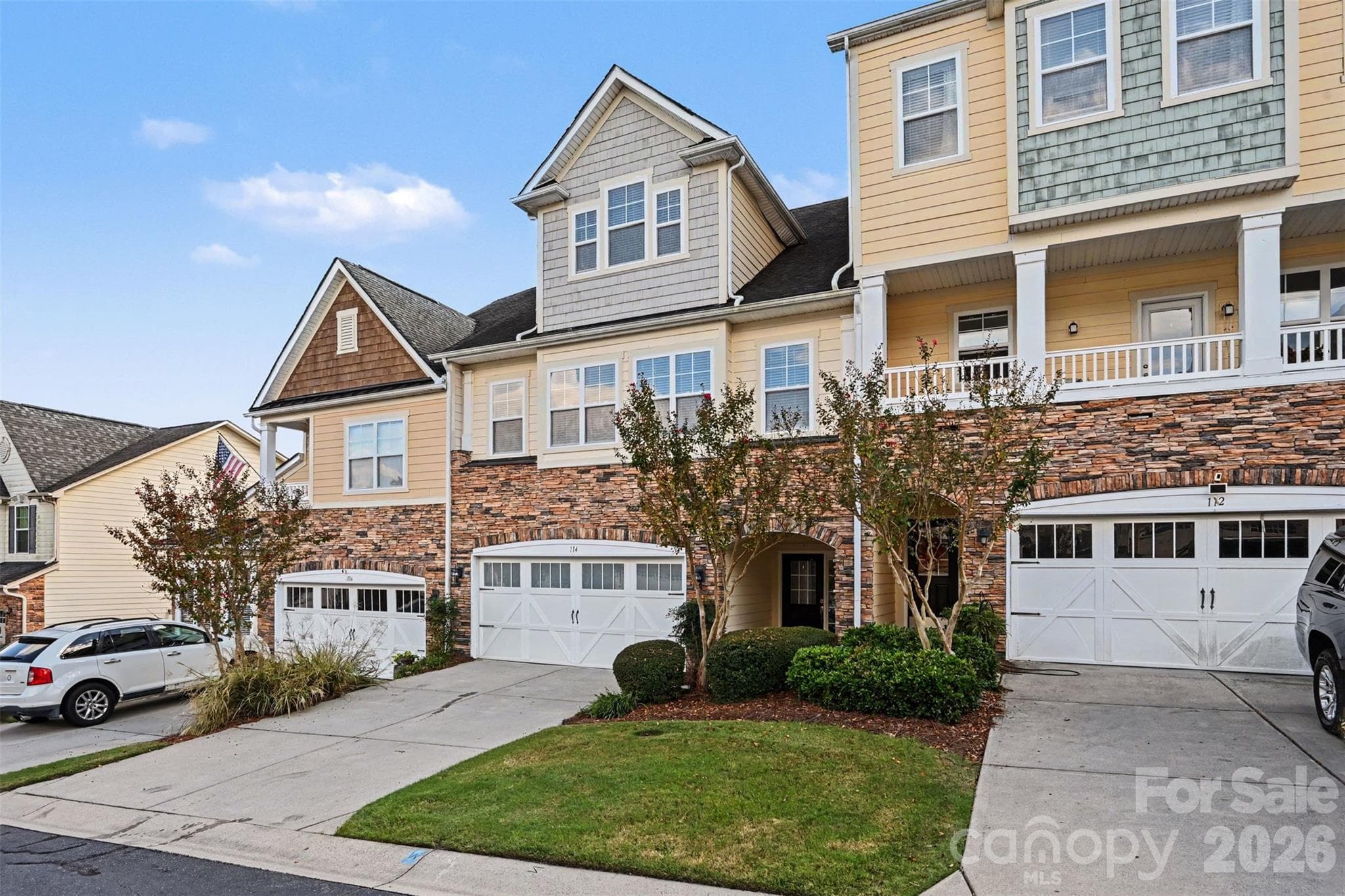 Townhouse at 114 Inlet Point Drive, Tega Cay, photo 2 of 37