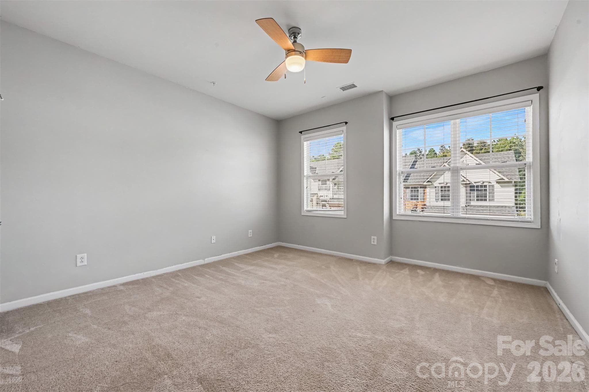 Townhouse at 114 Inlet Point Drive, Tega Cay, photo 15 of 37