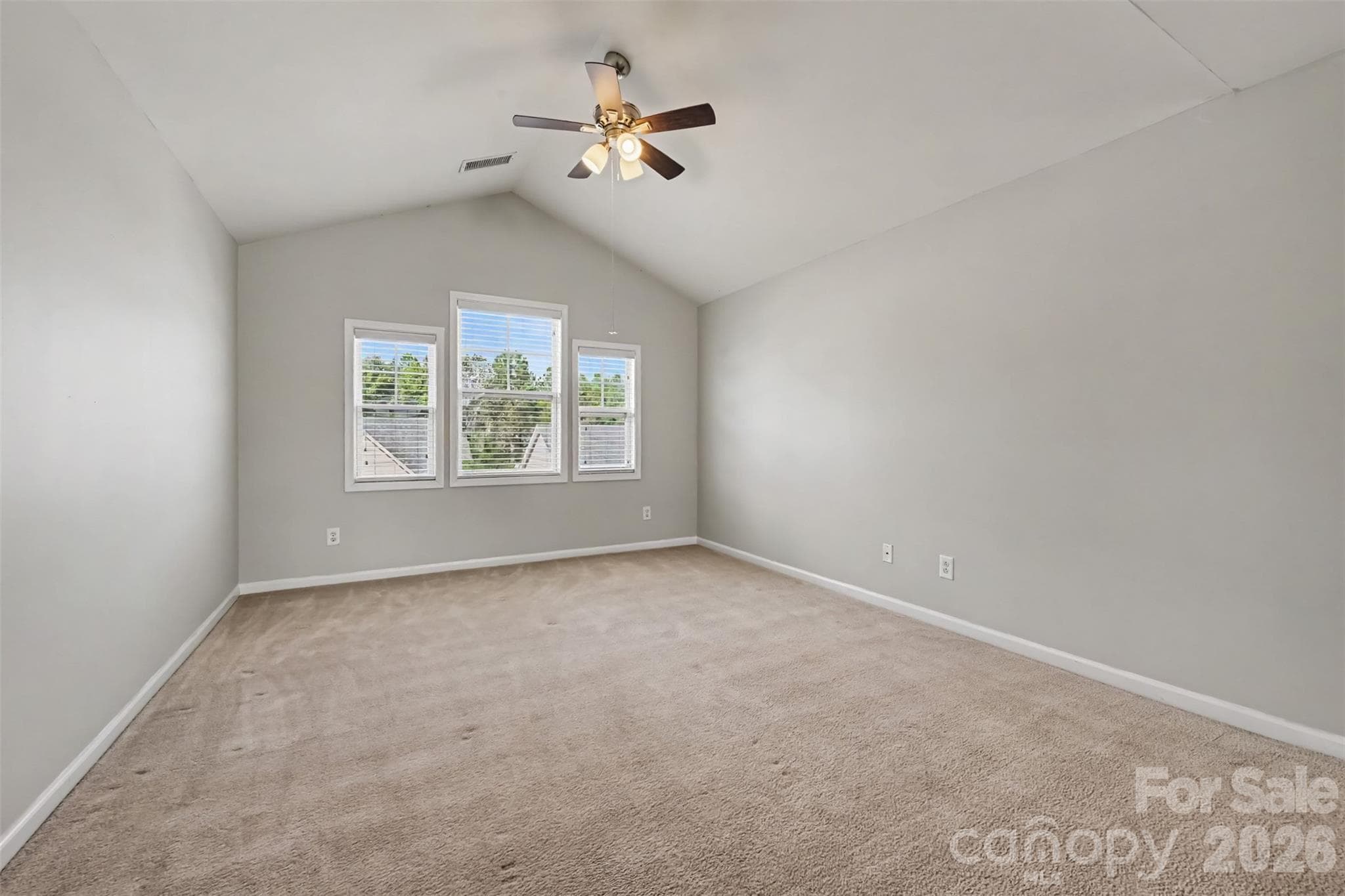 Townhouse at 114 Inlet Point Drive, Tega Cay, photo 20 of 37