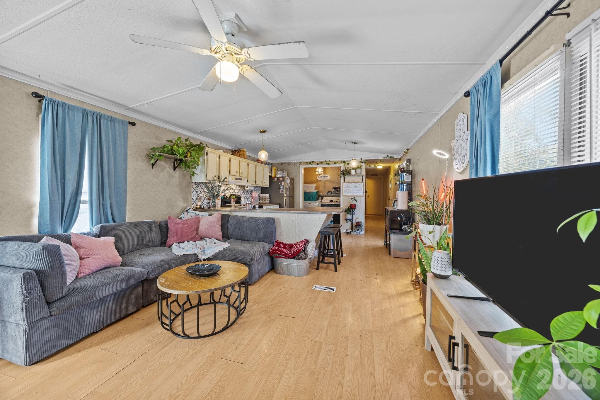 Single Family Residence at 3178 Foxford Drive, Concord, photo 42 of 93