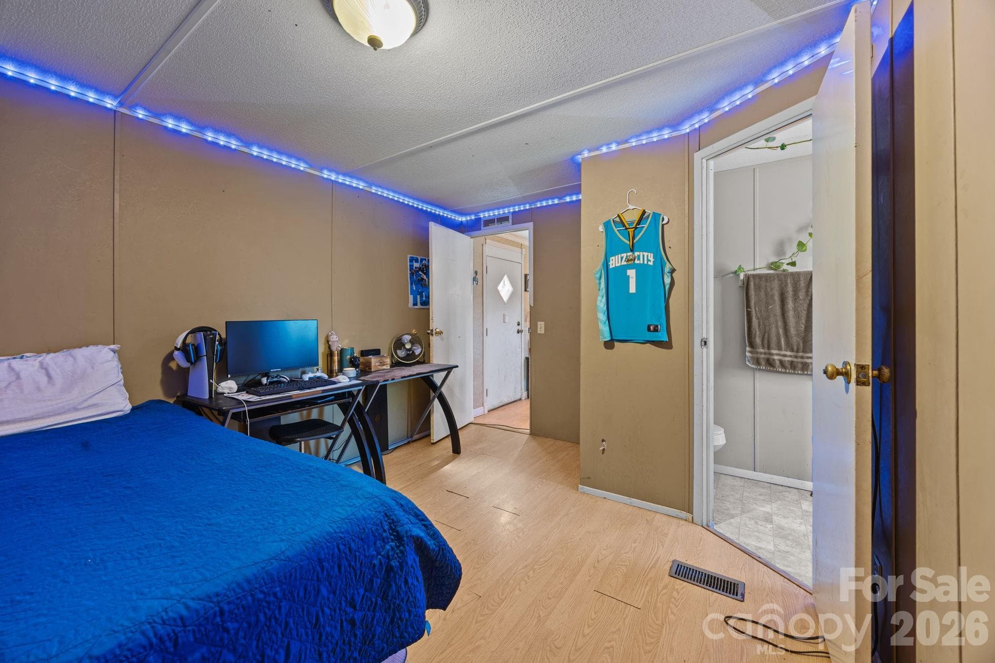 Single Family Residence at 3178 Foxford Drive, Concord, photo 52 of 93