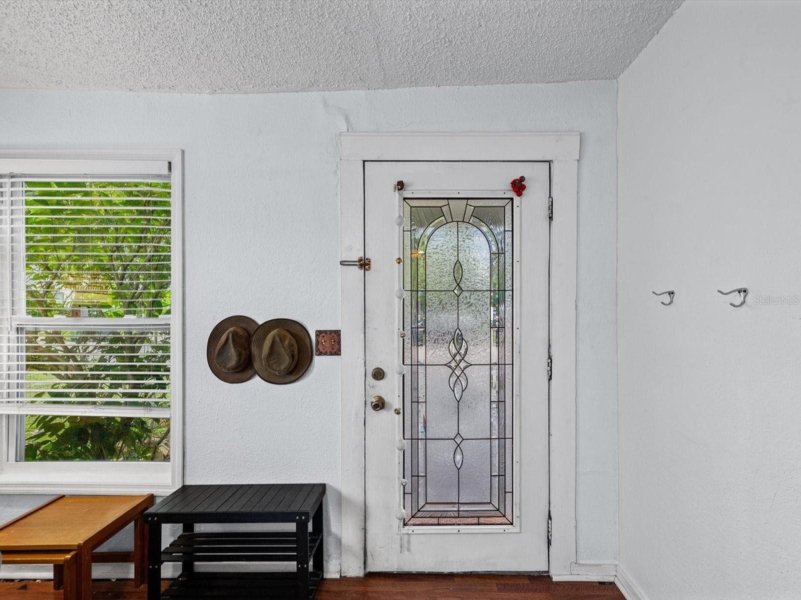 Single Family Residence at 910 E ESKIMO AVE, TAMPA, photo 8 of 55