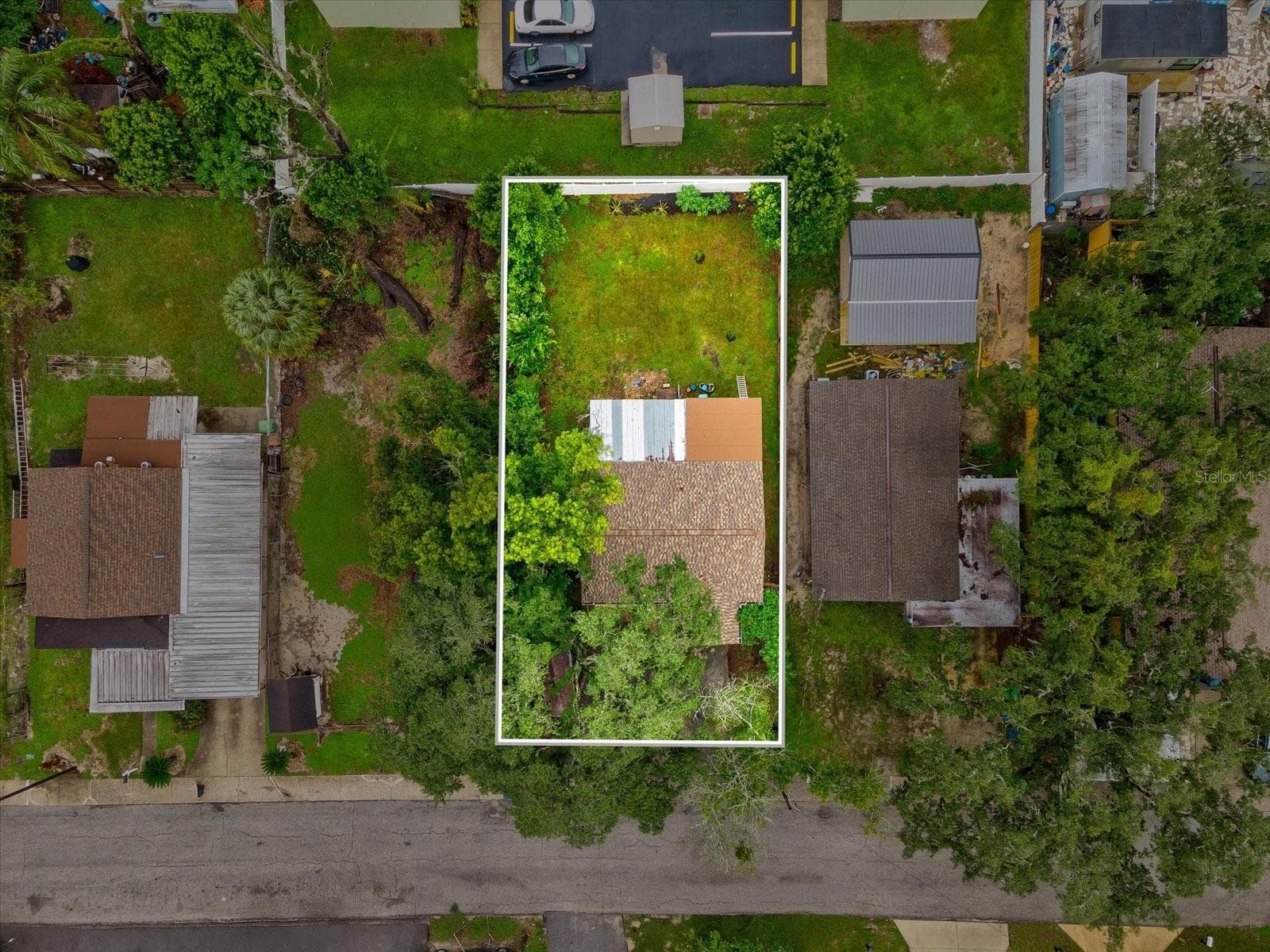 Single Family Residence at 910 E ESKIMO AVE, TAMPA, photo 32 of 55