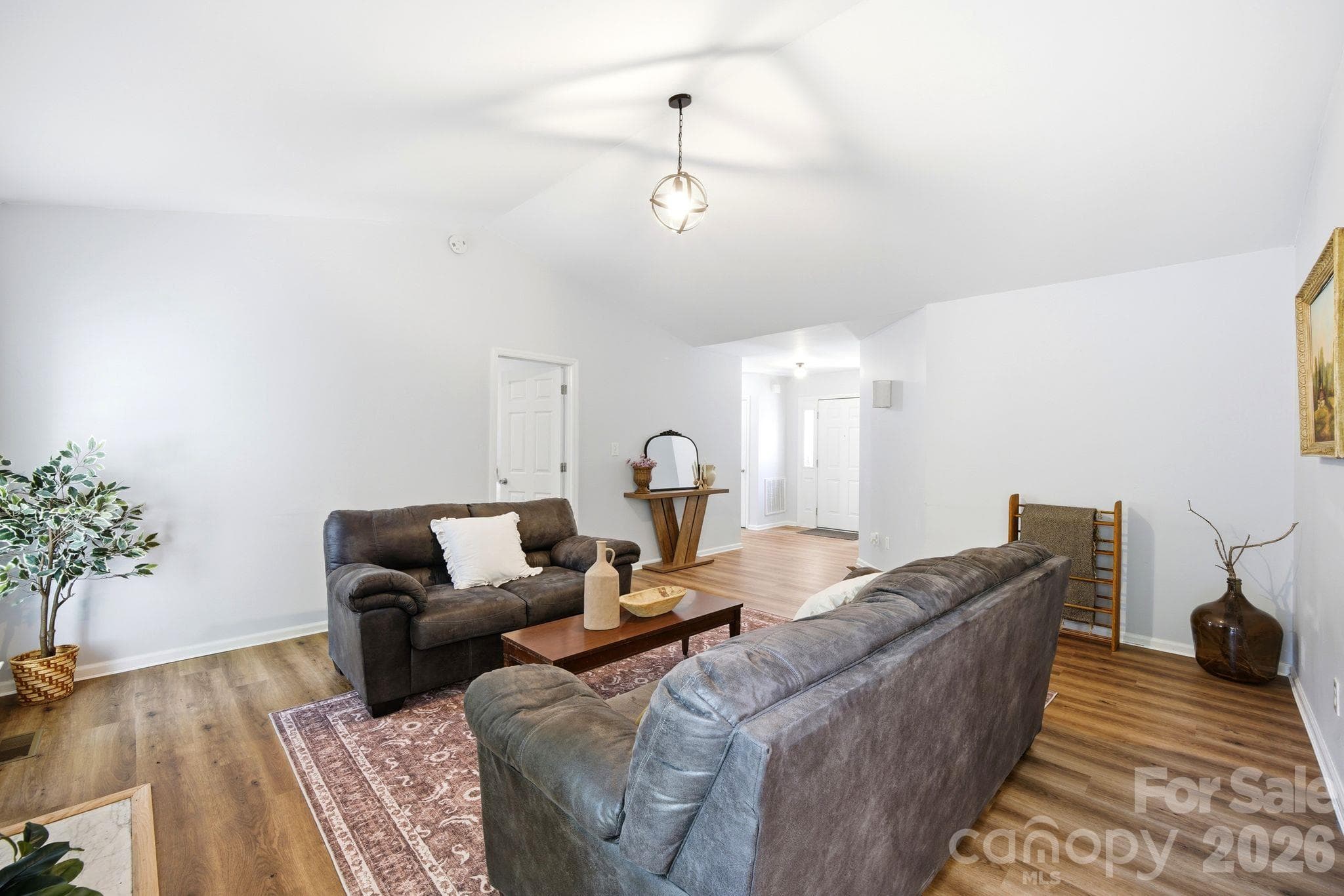 LIVING ROOM - 1008 Raywood Court, Matthews