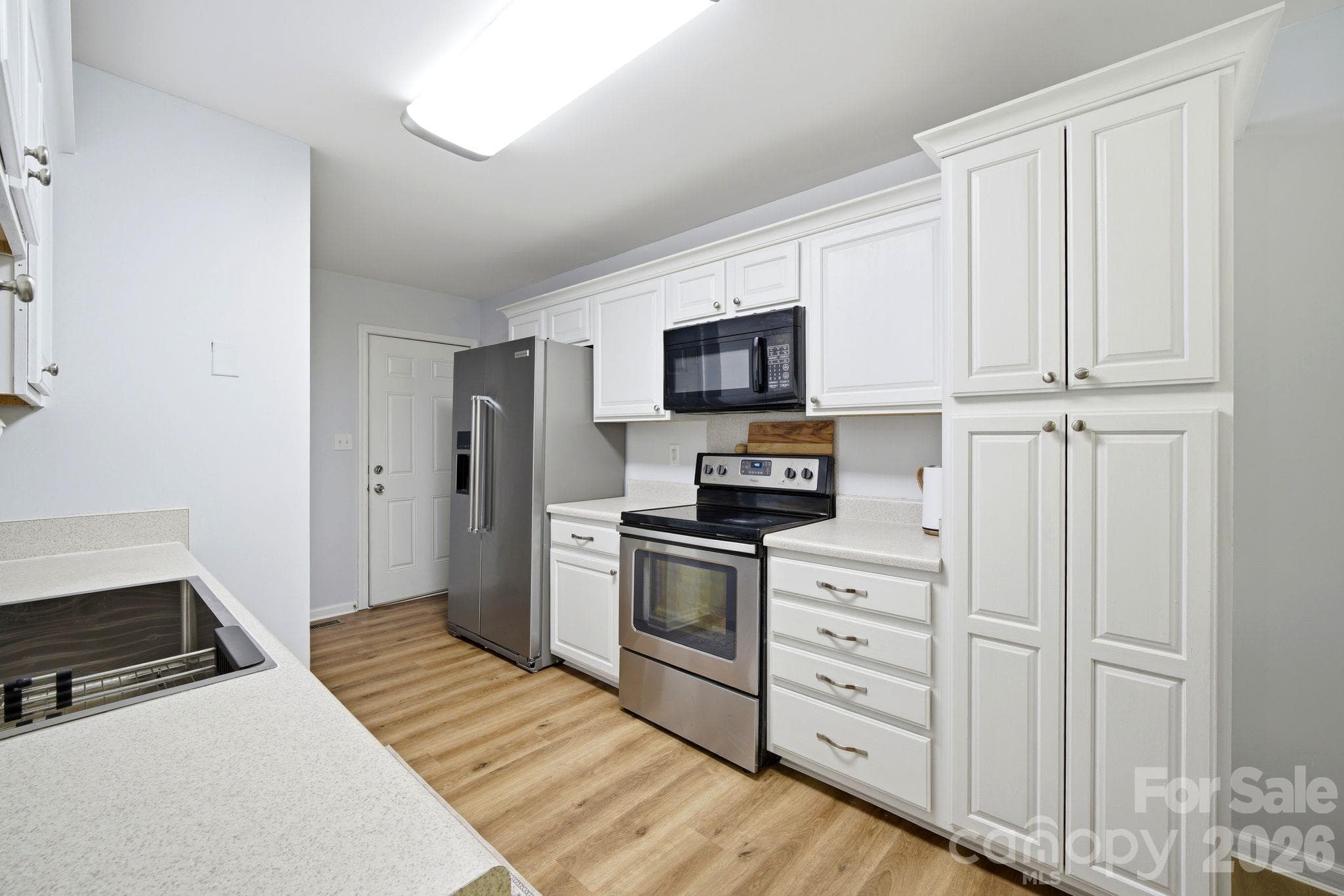 KITCHEN - 1008 Raywood Court, Matthews