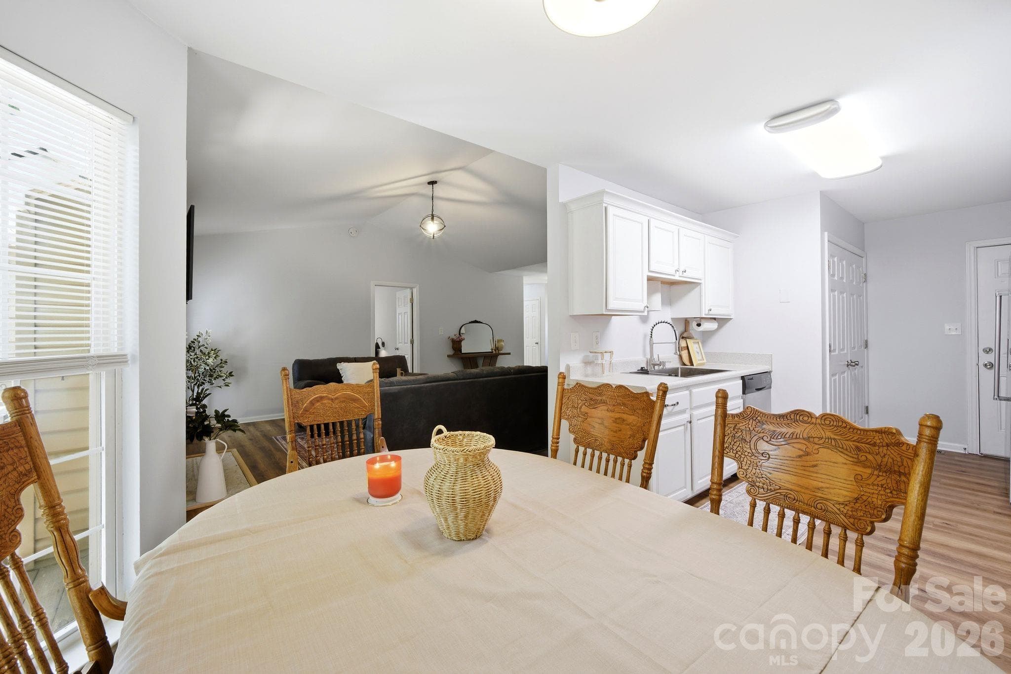 DINING AREA - 1008 Raywood Court, Matthews