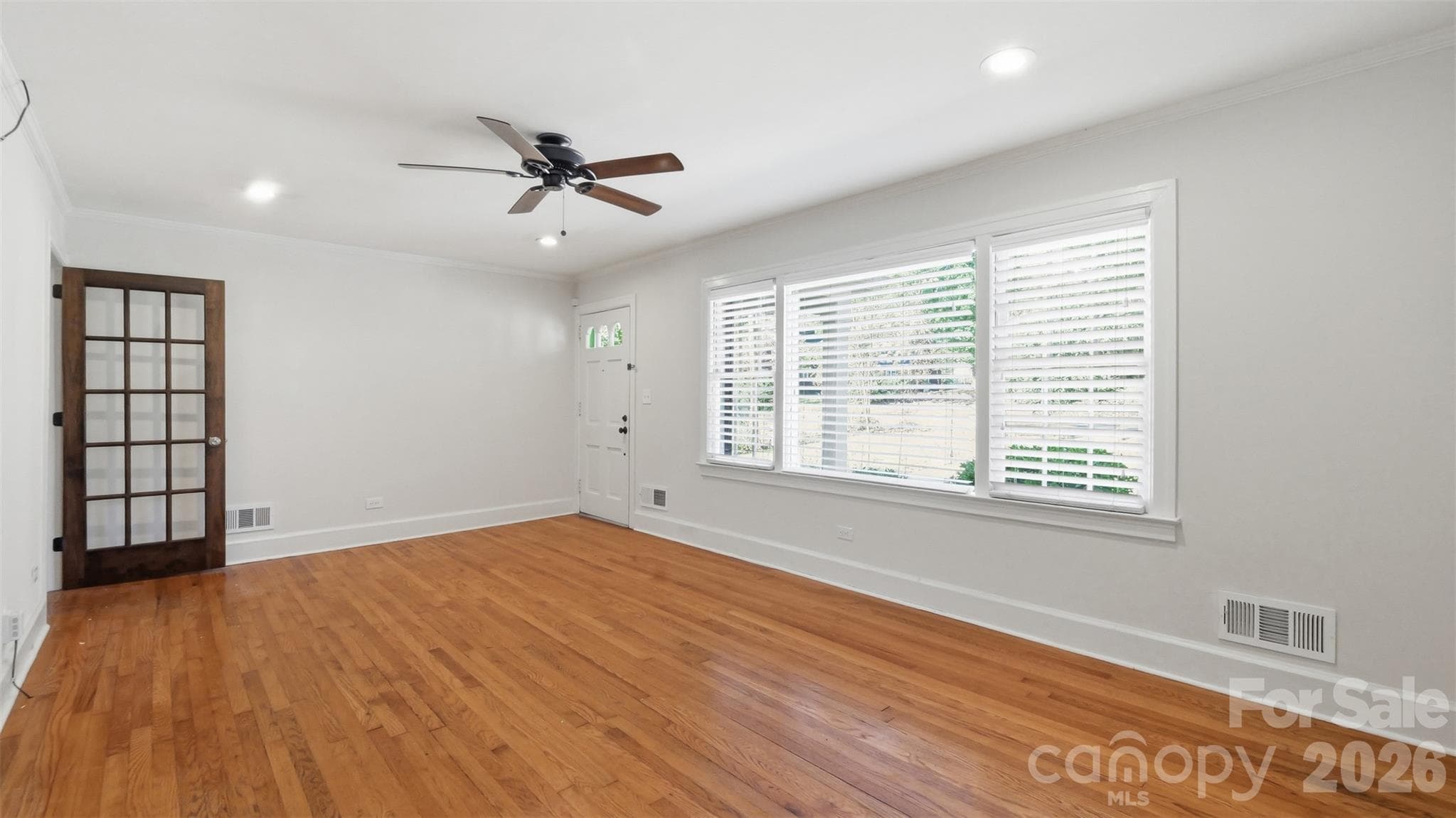 Single Family Residence at 1004 S South Street, Gastonia, photo 9 of 36