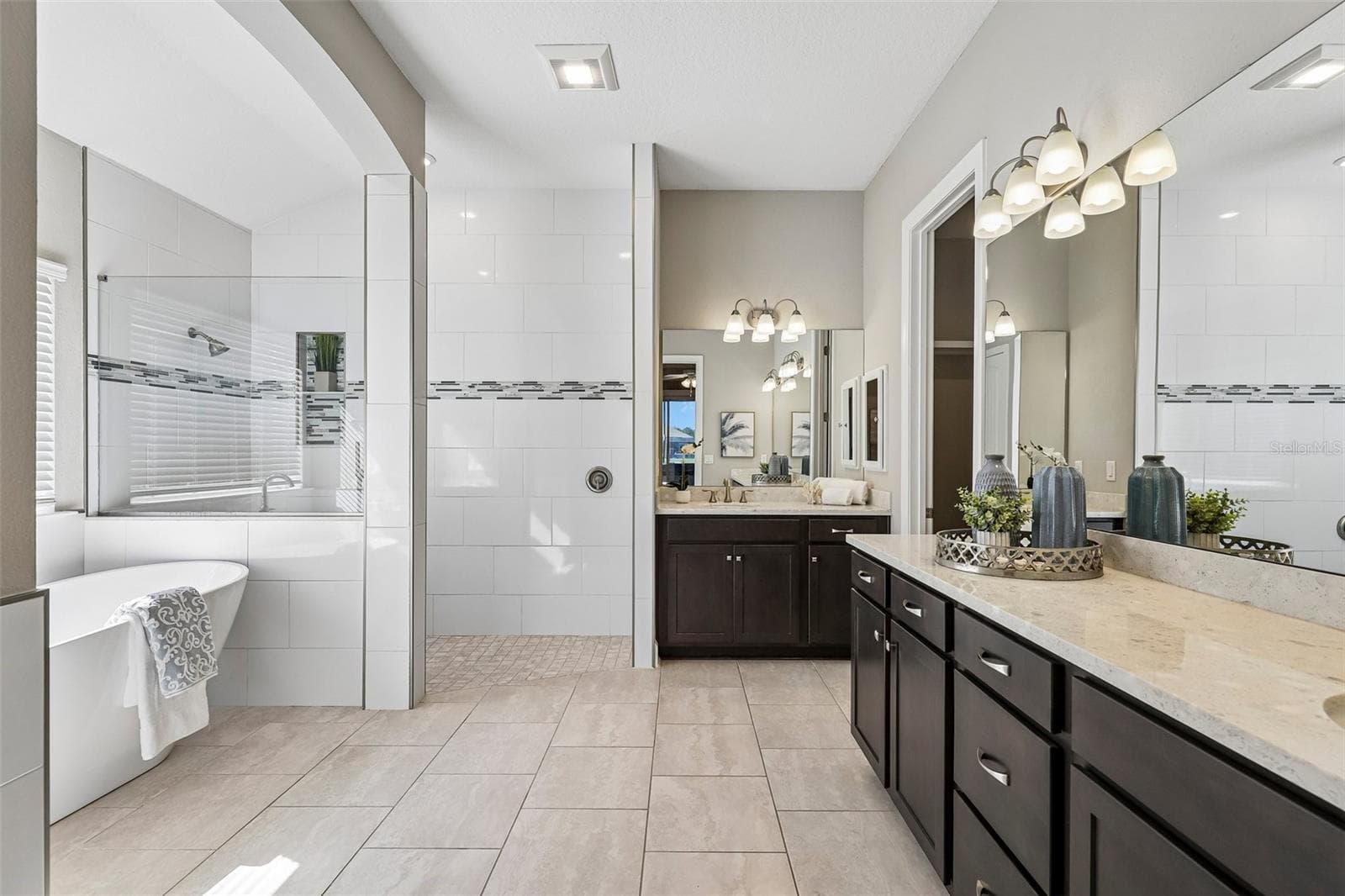 Primary Bath - 114 SE GLENNEYRE CIR, ST AUGUSTINE